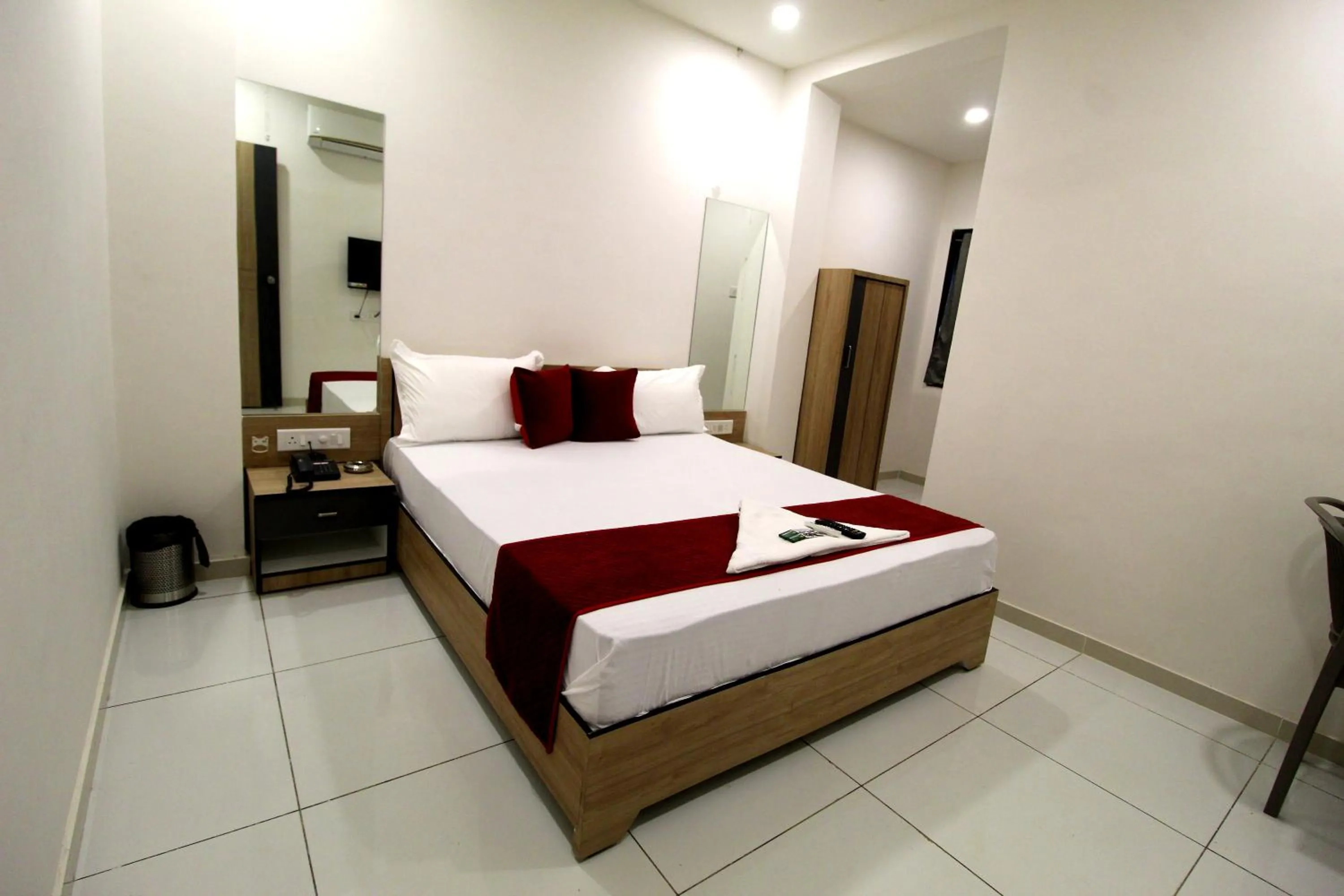 Bed in Hotel Near Me, Rajkot