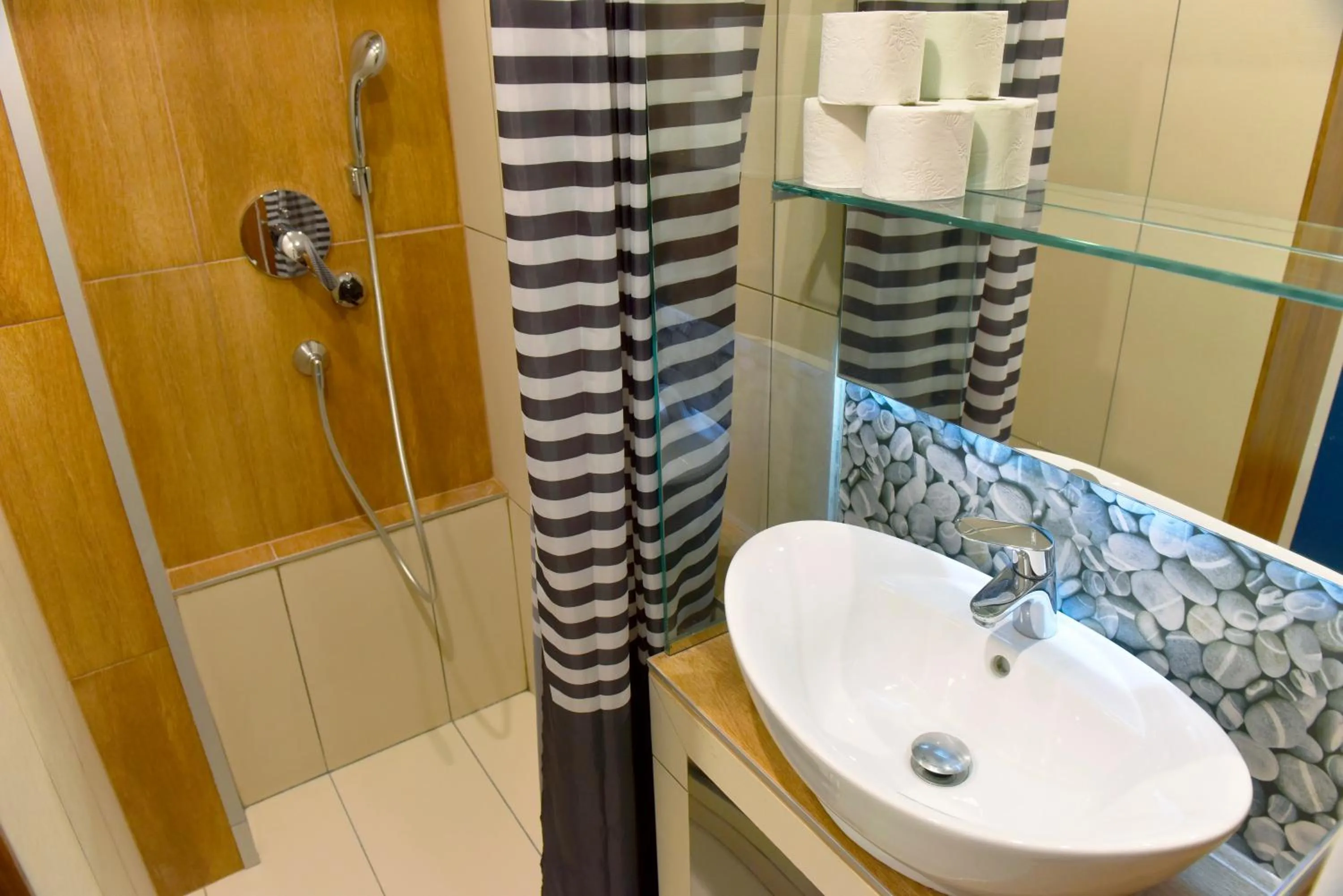 Bathroom in Walk Inn Váci 42