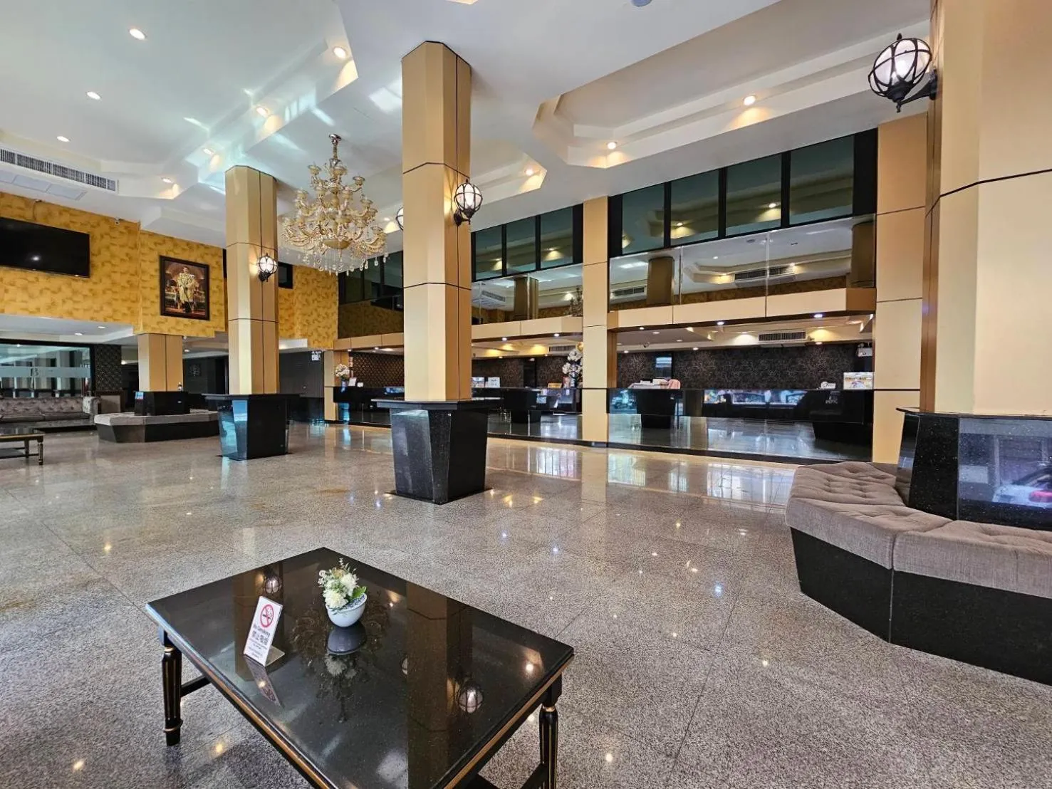 Living room in Boutique Bravo Hotel