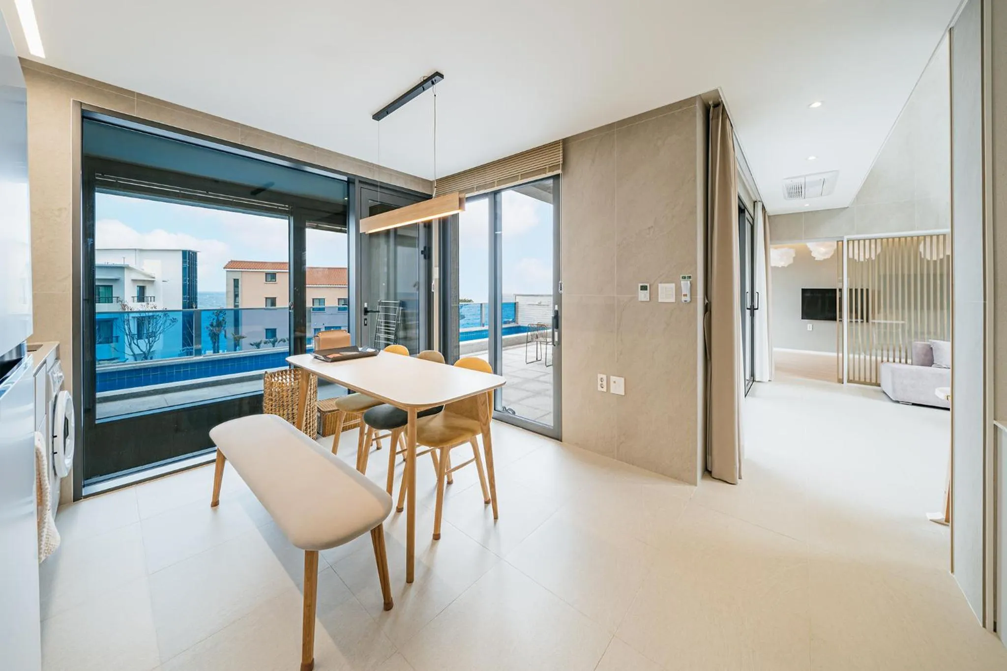 Living room, Bed in Ddosi Aewol Pool Villa