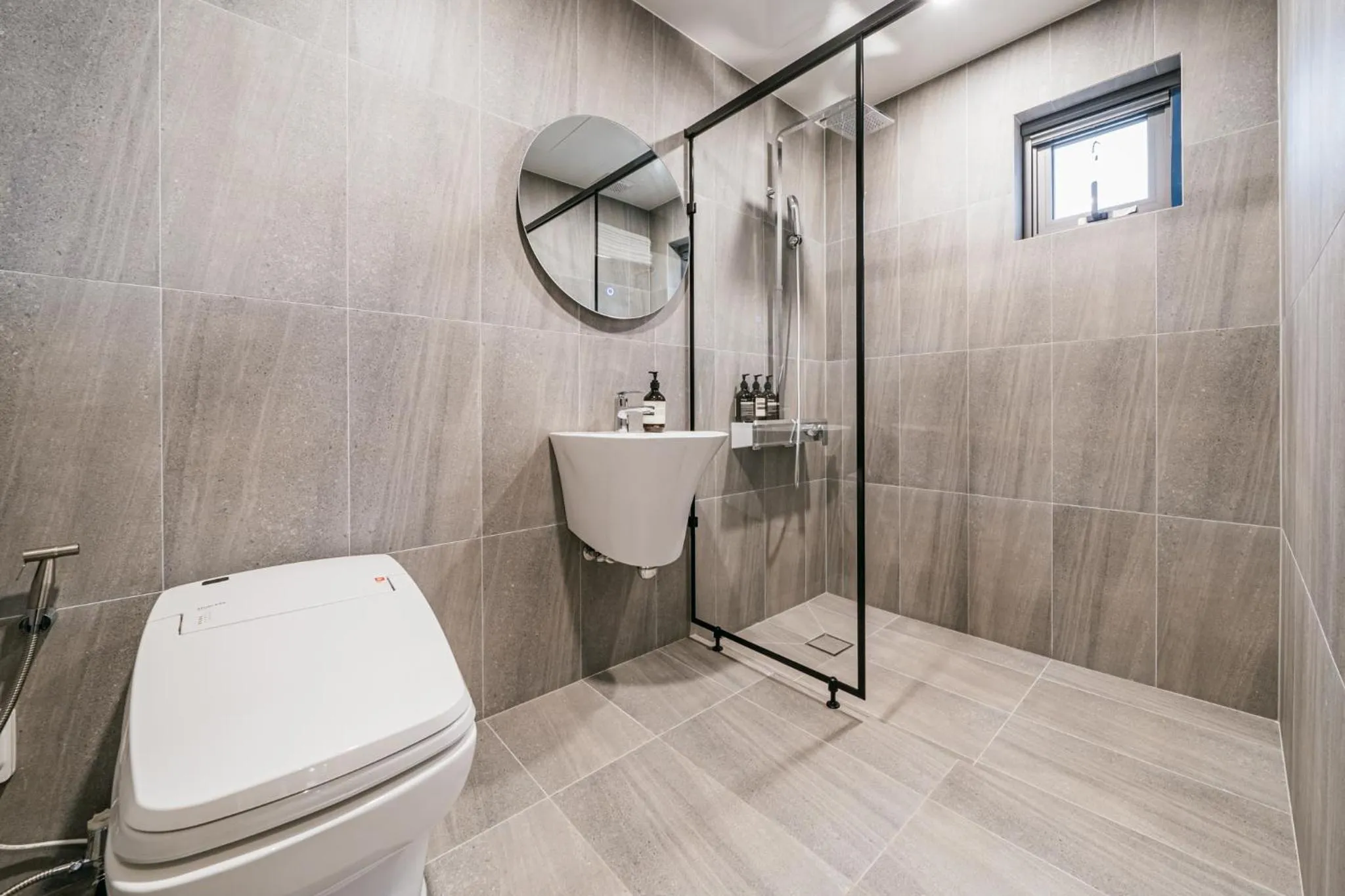 Shower in Ddosi Aewol Pool Villa