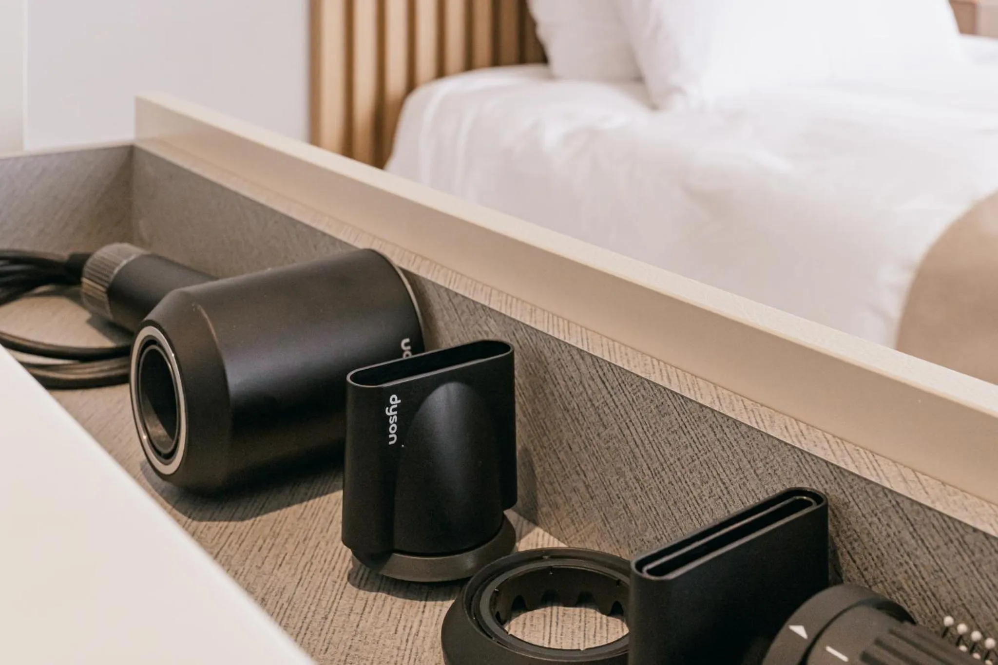 Bed in Ddosi Aewol Pool Villa