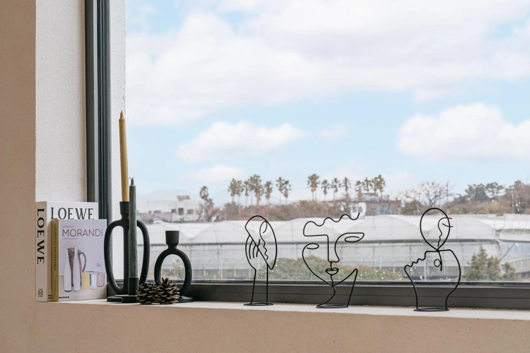 Day in Ddosi Aewol Pool Villa