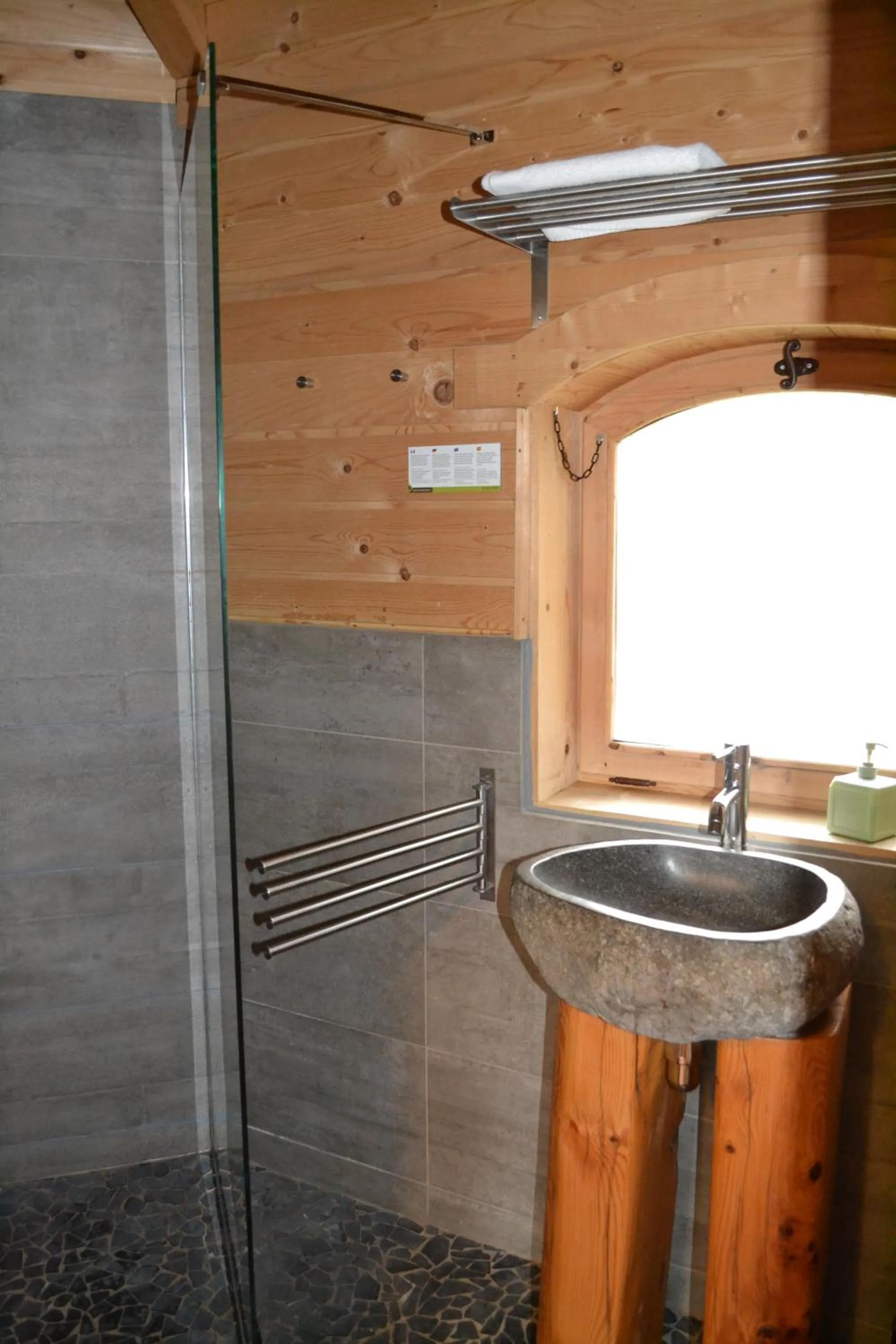 Bathroom in Les Cabanes Dans Les Bois Logis Hôtel