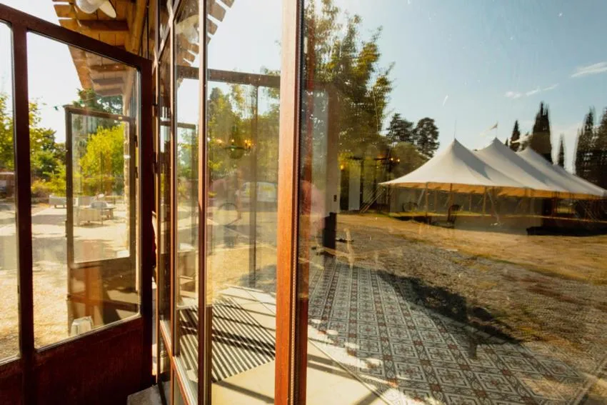 Banquet/Function facilities in Les Cabanes Dans Les Bois Logis Hôtel