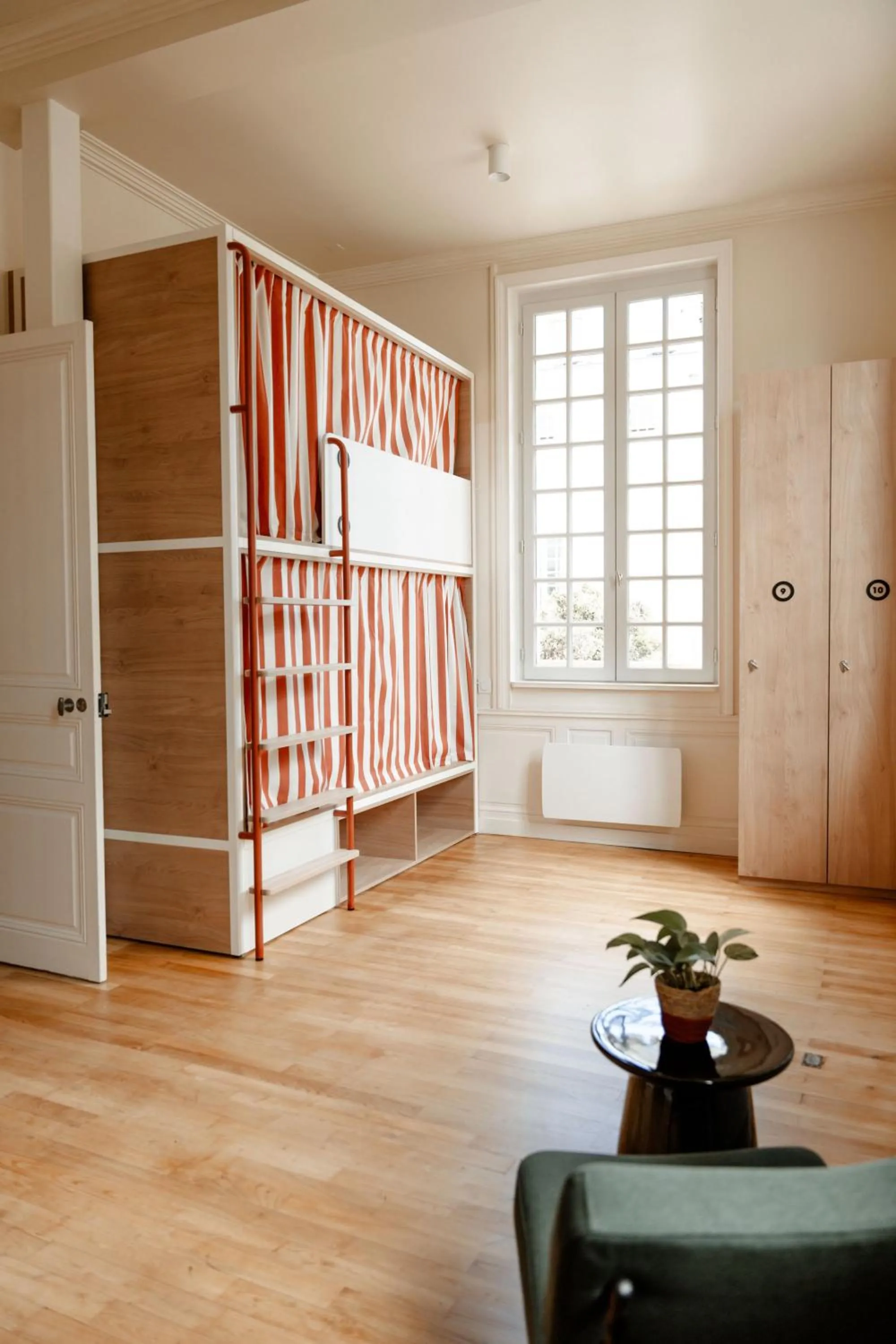 bunk bed, Bed in CENTRAL Hostel La Rochelle Centre