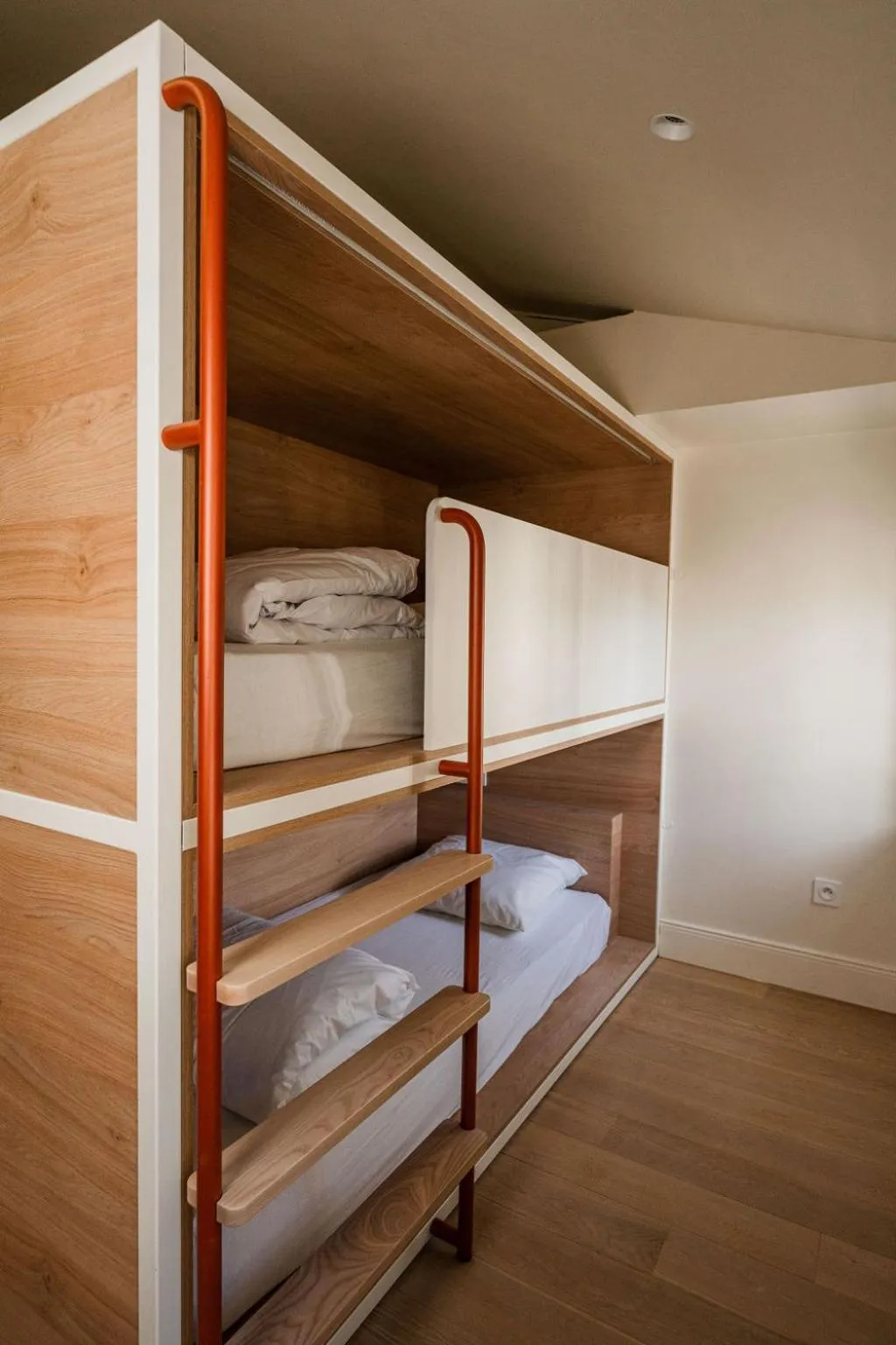 bunk bed, Bed in CENTRAL Hostel La Rochelle Centre