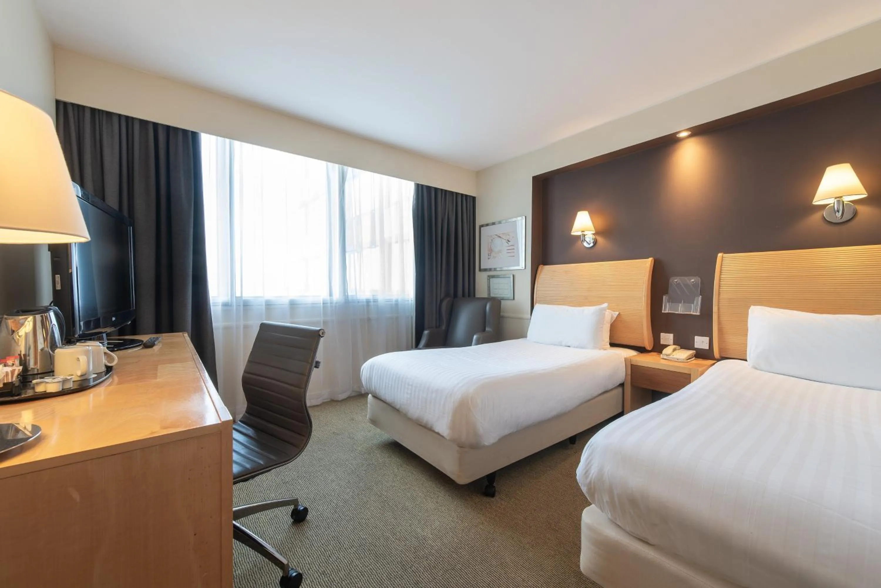 Photo of the whole room, Bed in Holiday Inn - Glasgow Airport by IHG