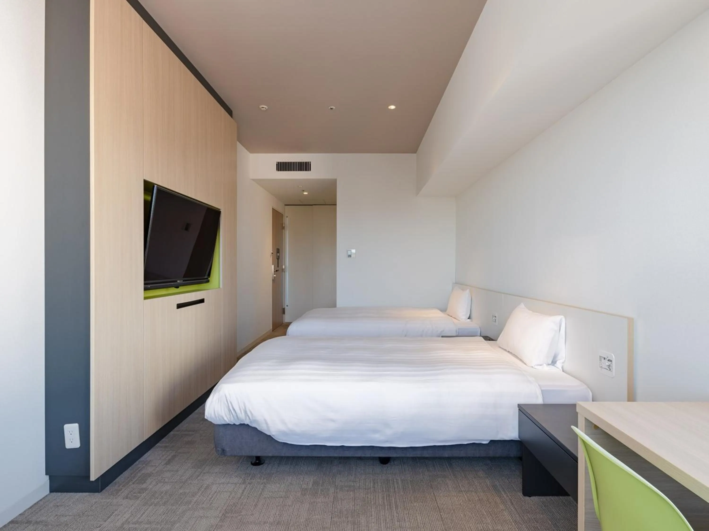 Bed in The OneFive Sendai