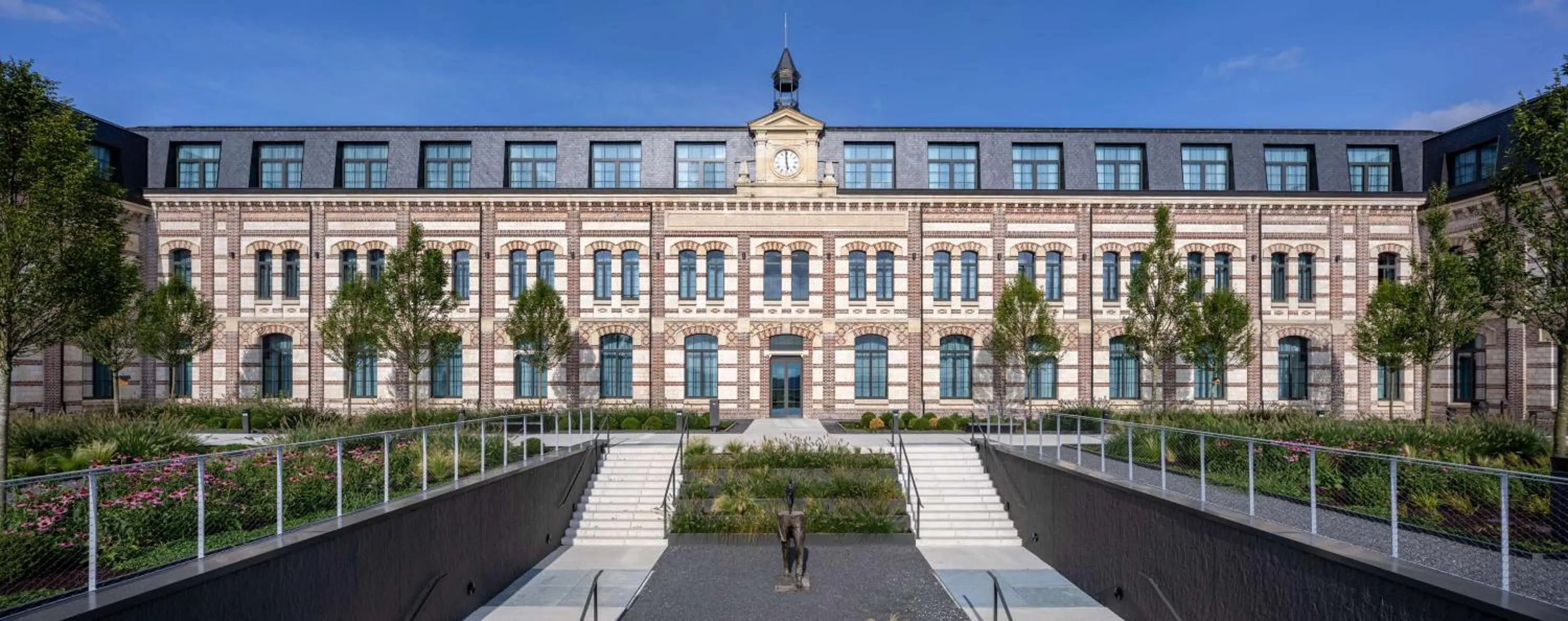 Property building in Hyatt Place Rouen