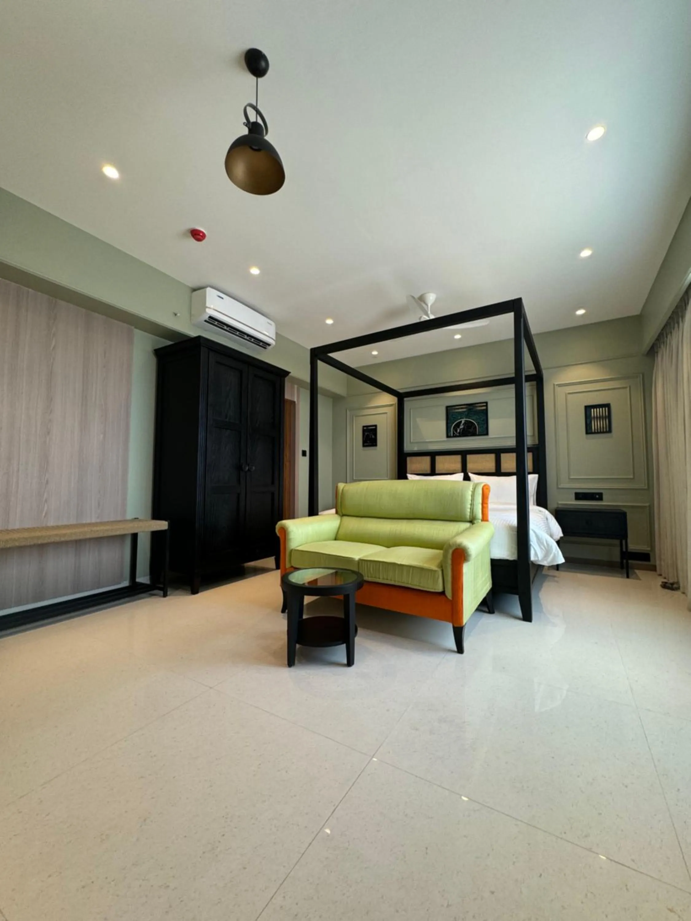 Photo of the whole room, Bed in Hotel Mumbai House, Valnai Malad