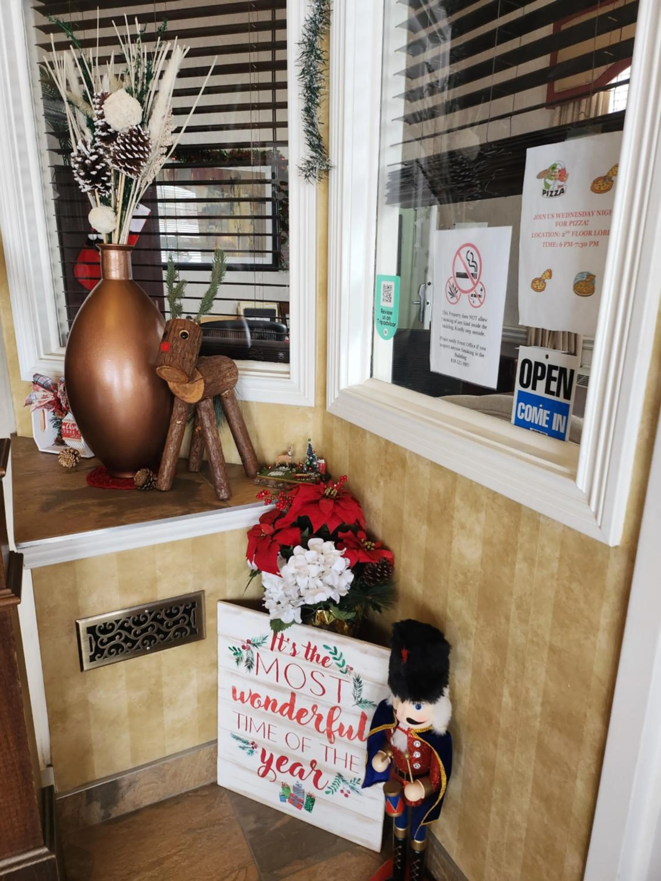 Lobby or reception in Ashley Quarters Hotel Airport-Cincinnati