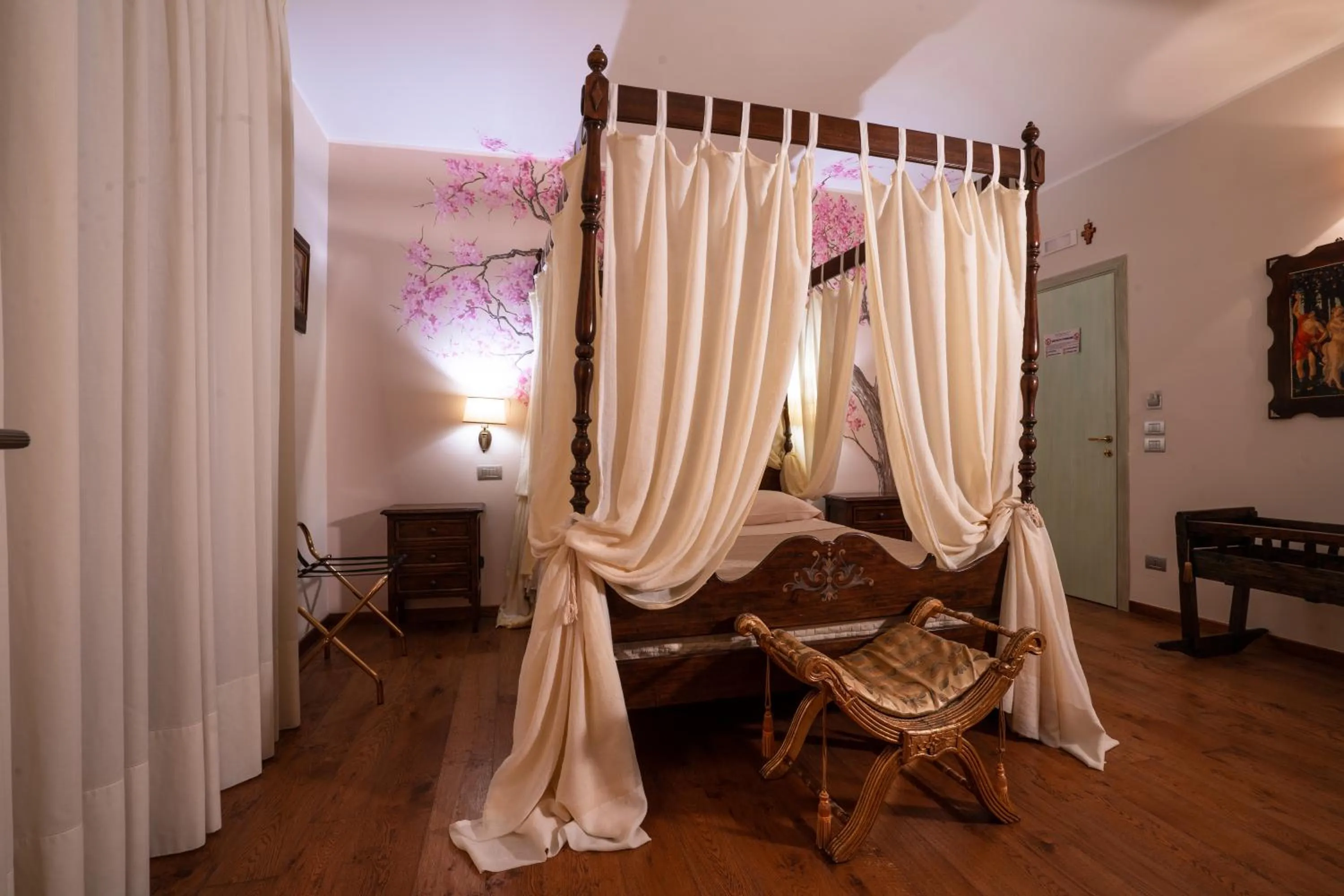 Bed in Villa D'Anzi B&B