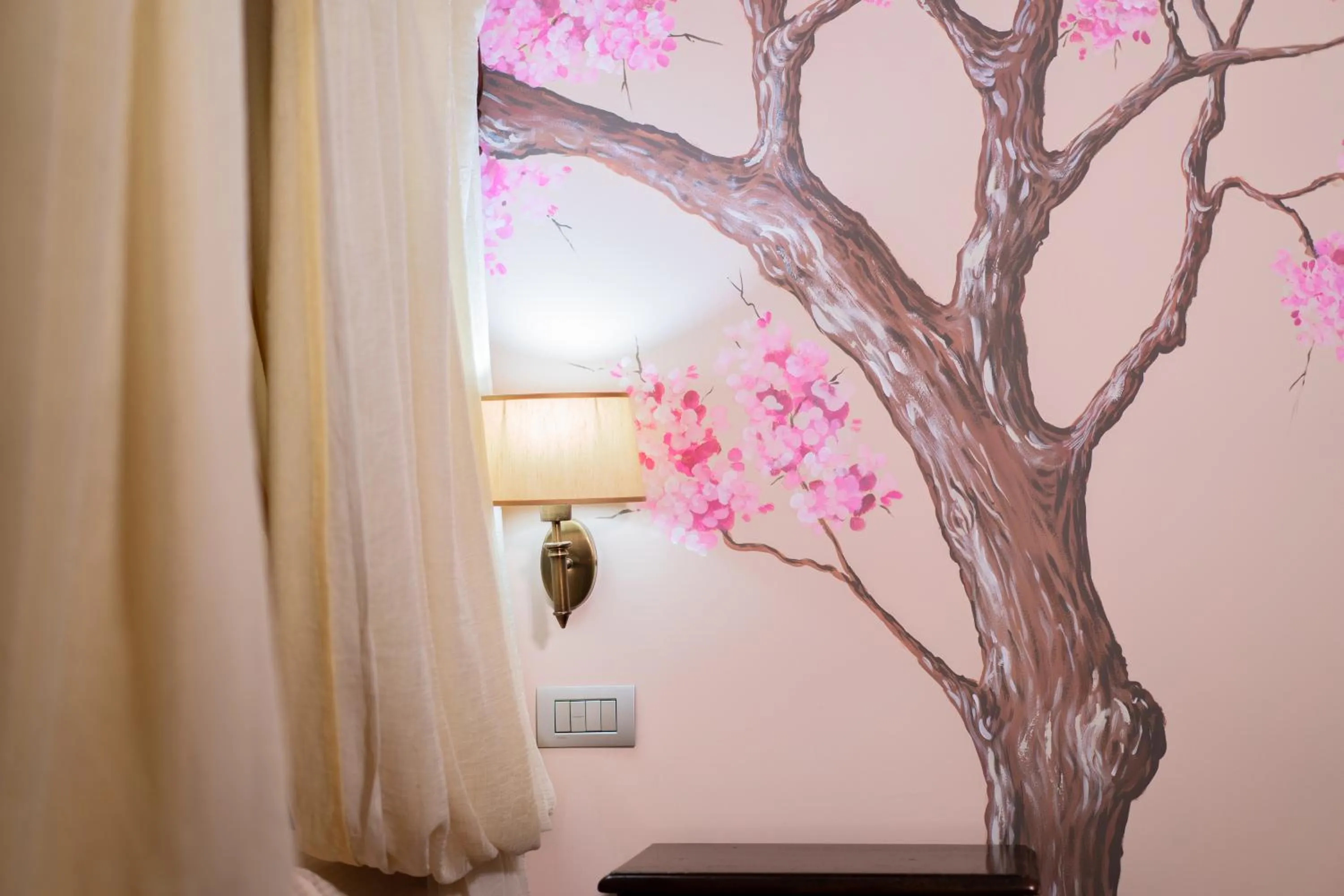 Decorative detail in Villa D'Anzi B&B