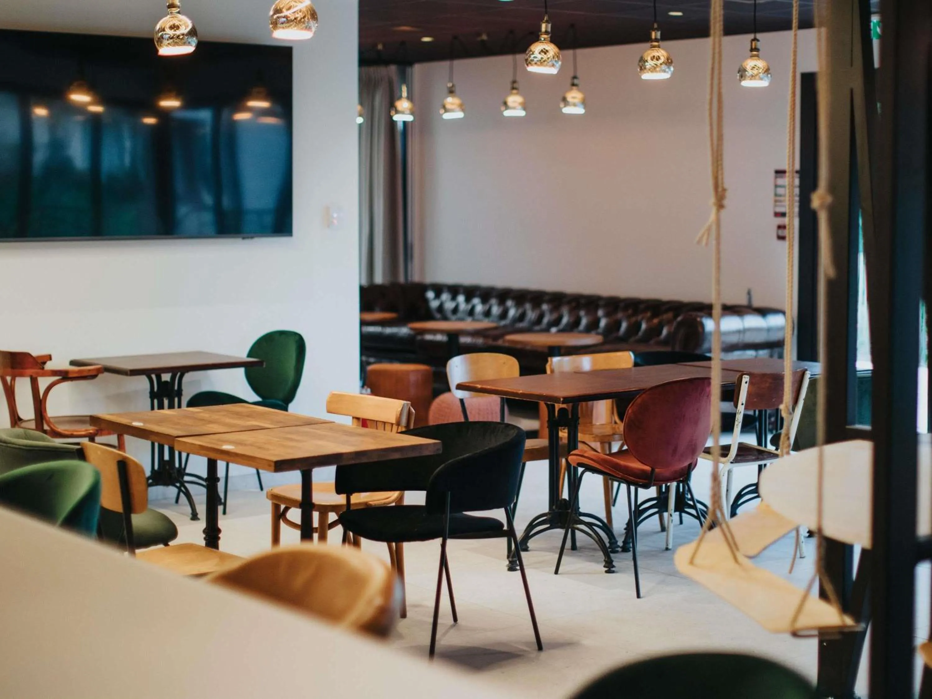 Restaurant/places to eat in Greet Hotel Brest Aéroport