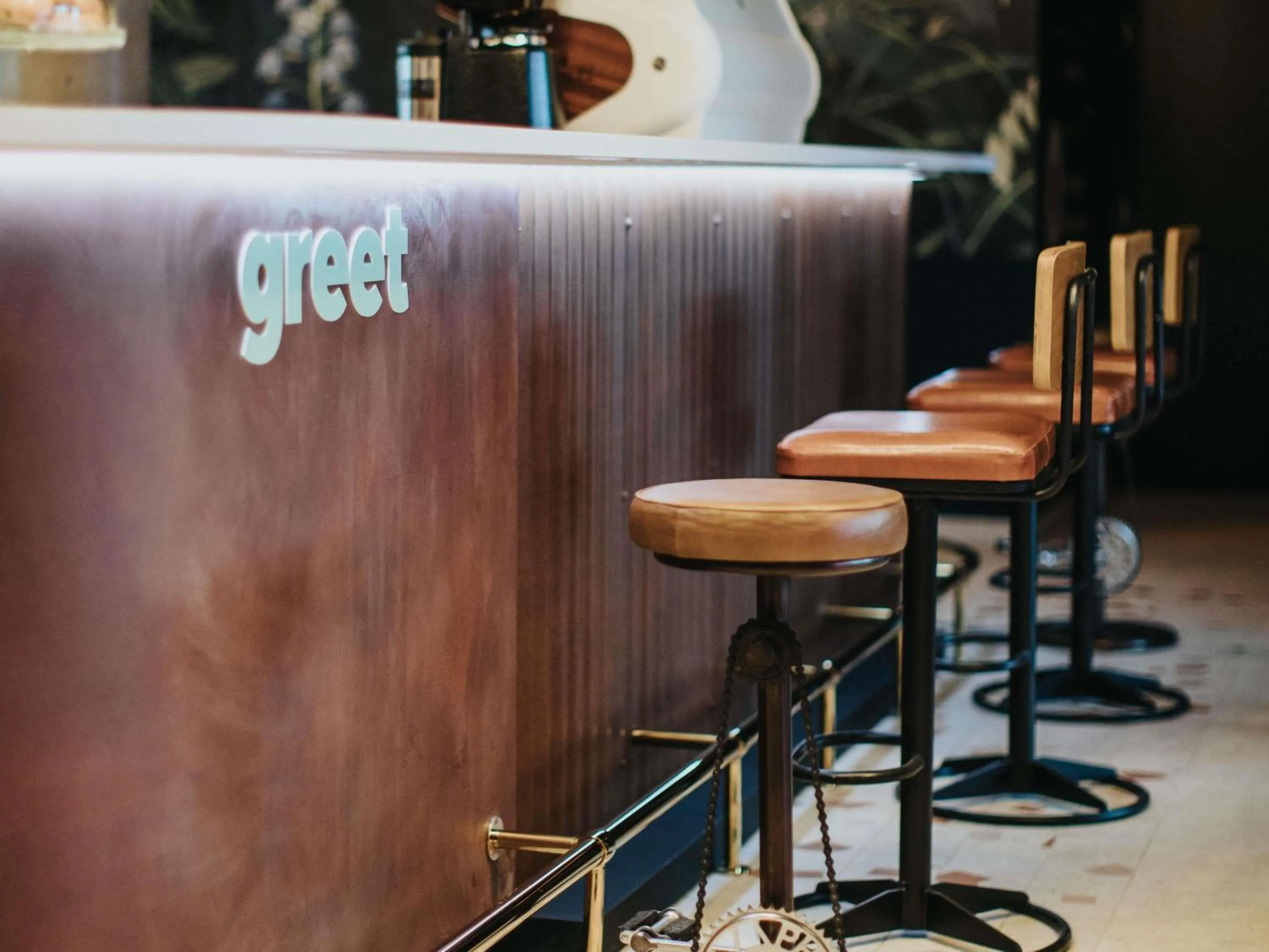 Restaurant/places to eat in Greet Hotel Brest Aéroport