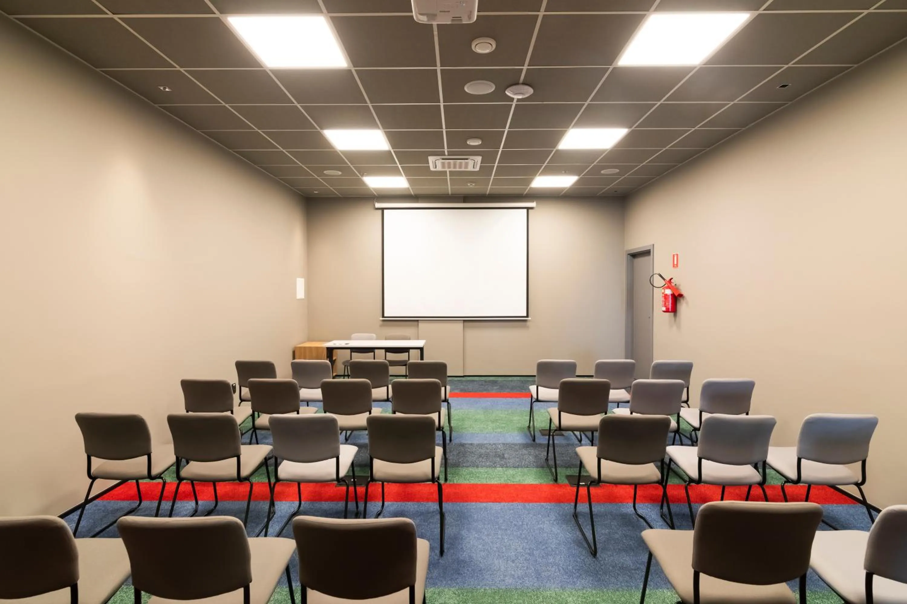 Meeting/conference room in ibis Tubarão