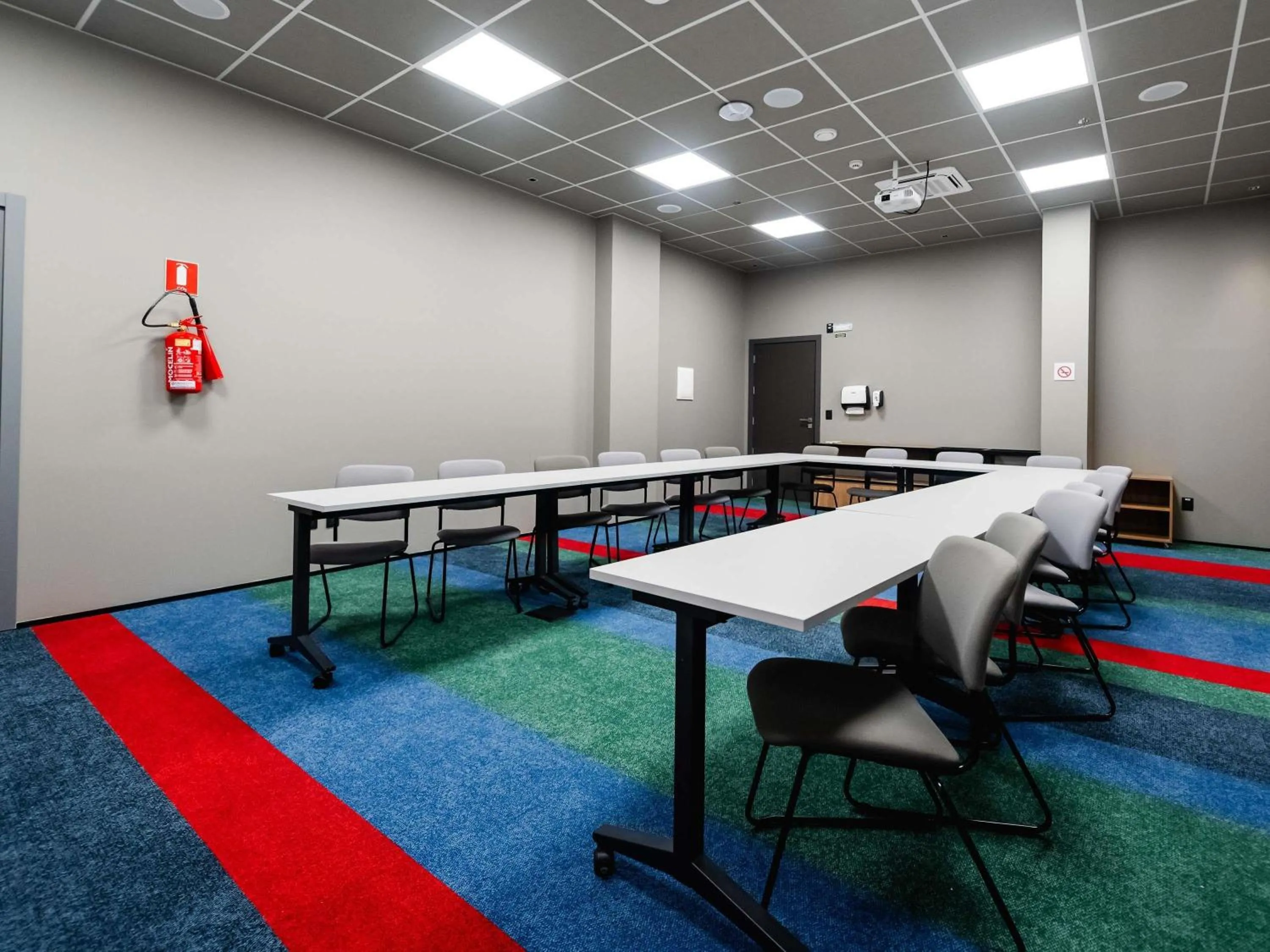 Meeting/conference room in ibis Tubarão