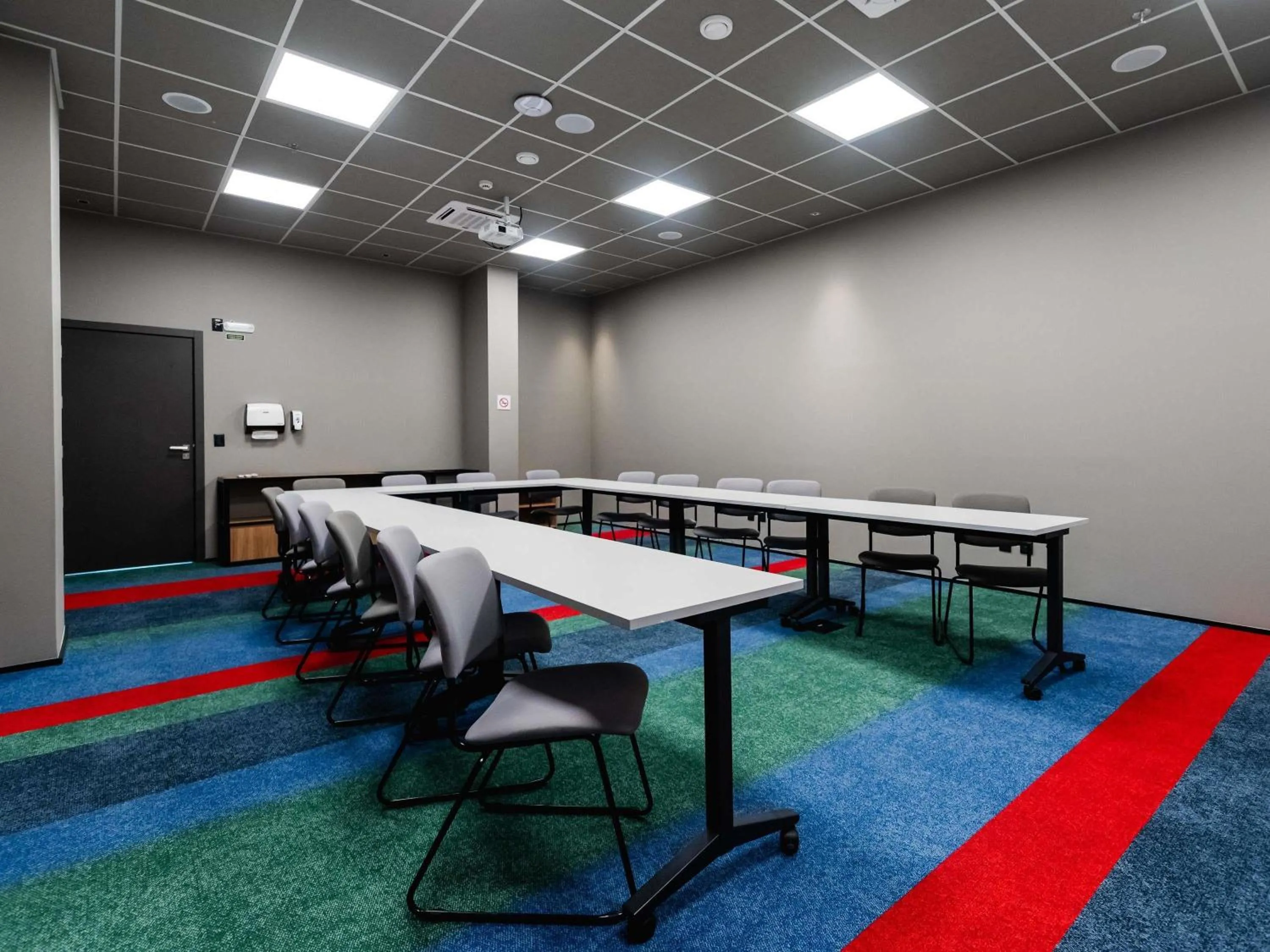 Meeting/conference room in ibis Tubarão