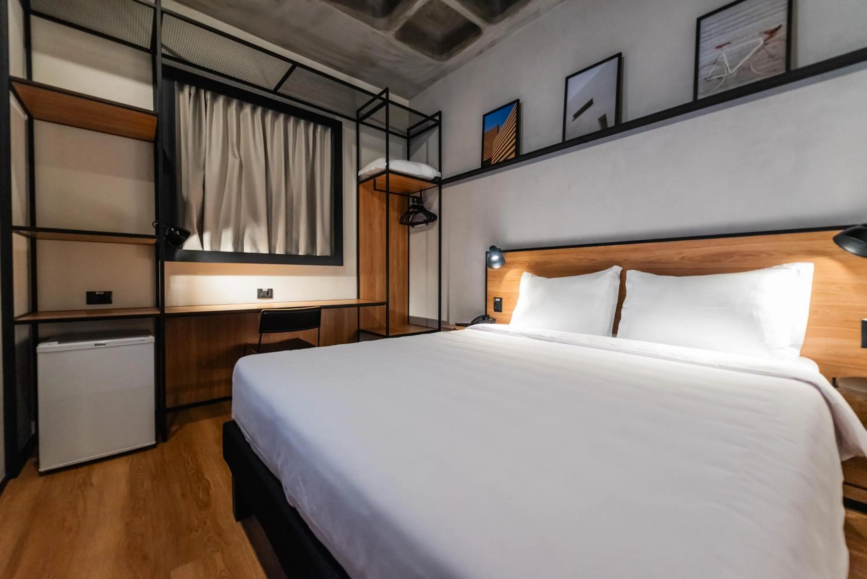 Bedroom, Bed in ibis Tubarão