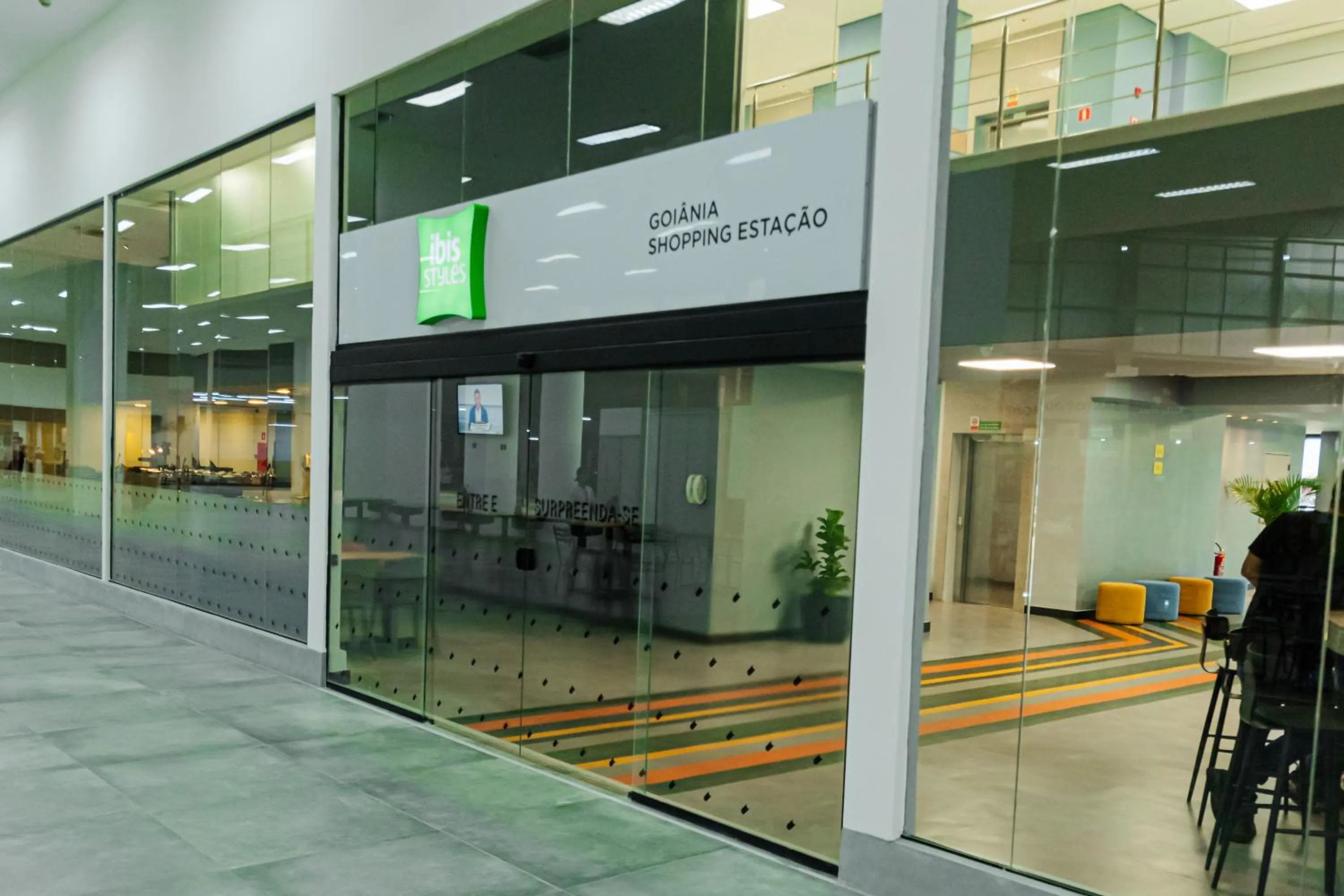 Lobby or reception in ibis Styles Goiânia Shopping Estação