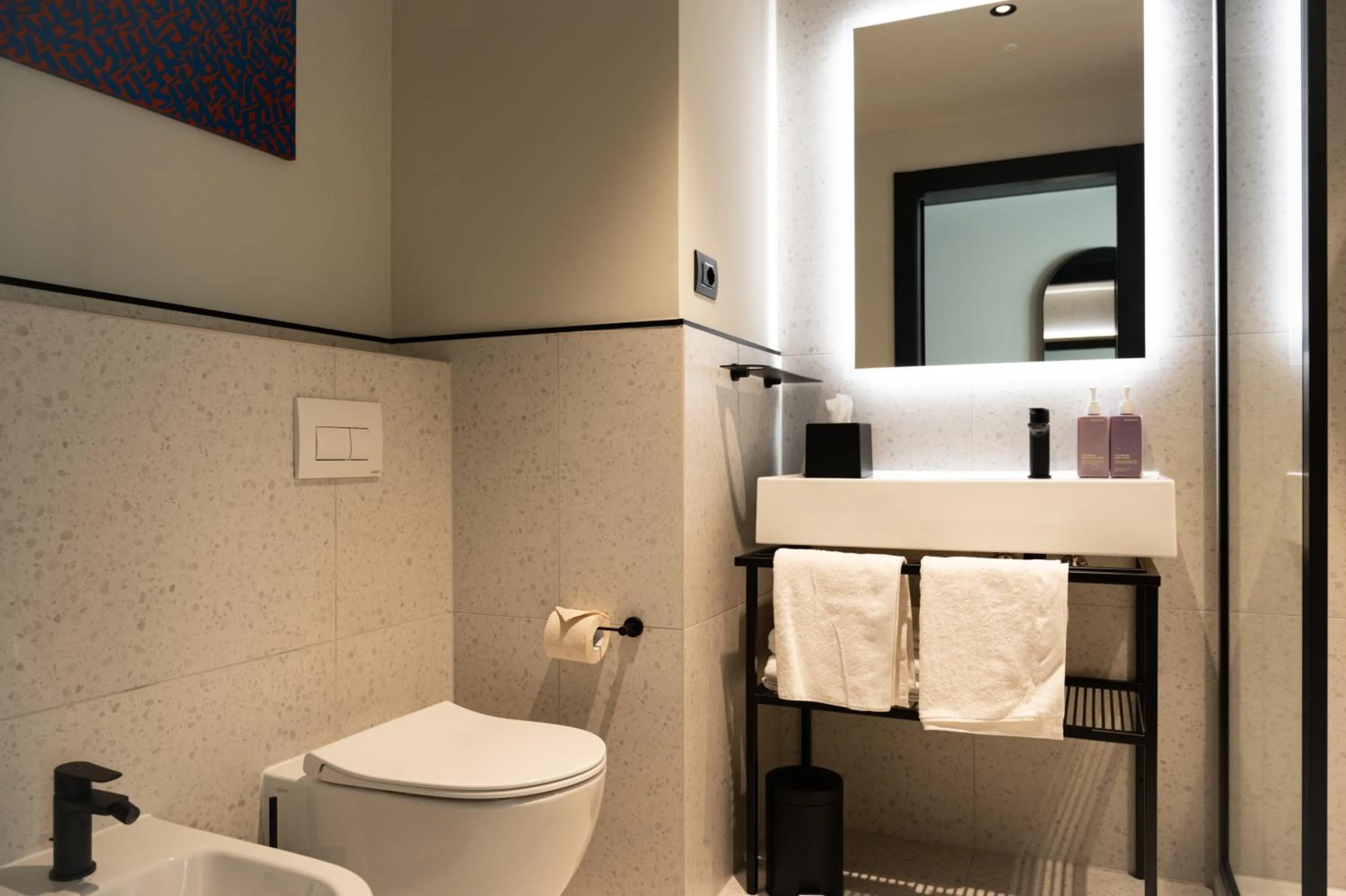 Toilet in TRIBE Milano Malpensa