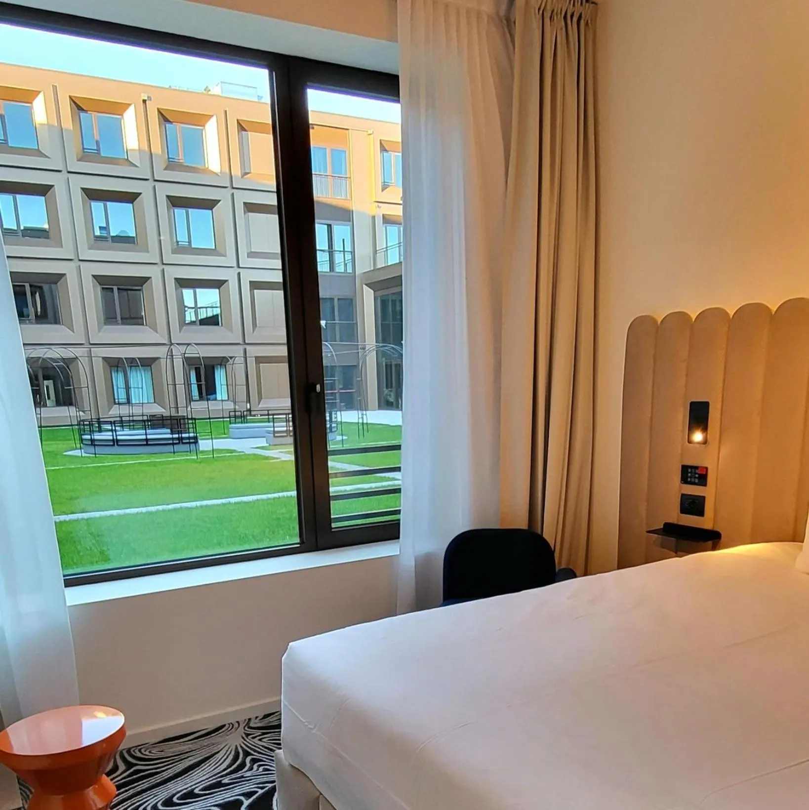 View (from property/room), Bed in TRIBE Milano Malpensa