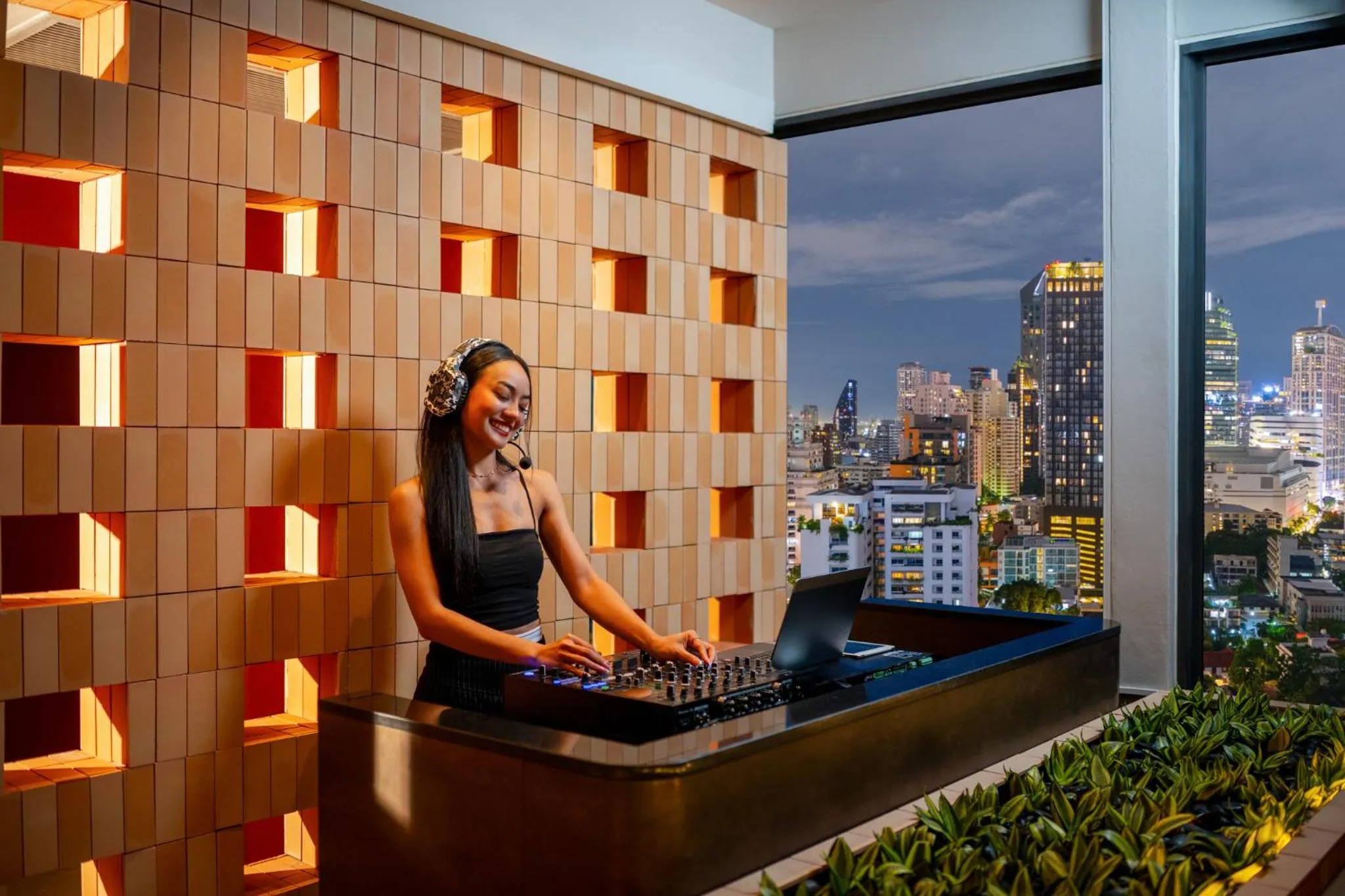 Nightclub / DJ in TRIBE Living Bangkok Sukhumvit 39 by AccorHotels