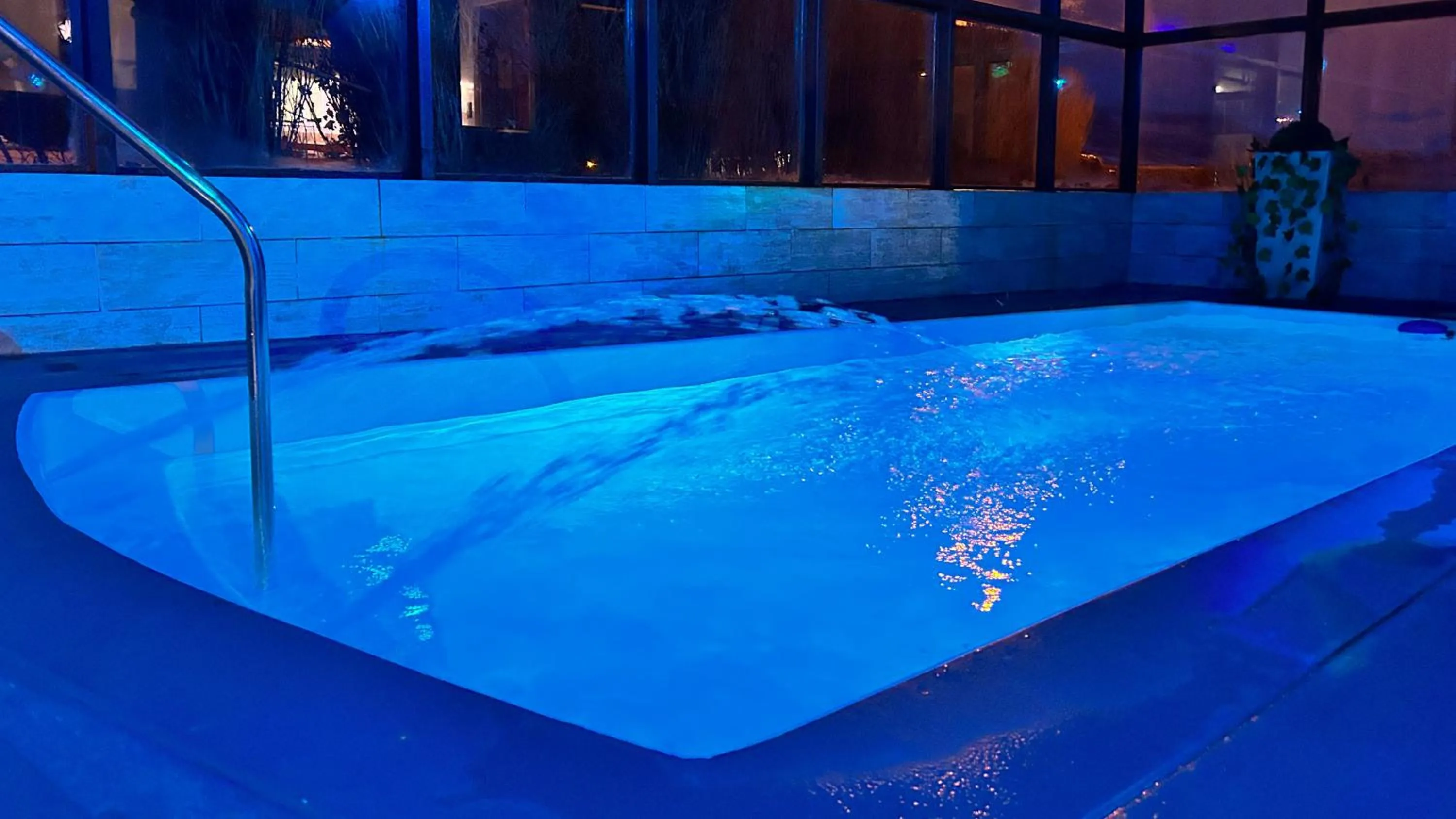 Swimming pool in Lupama