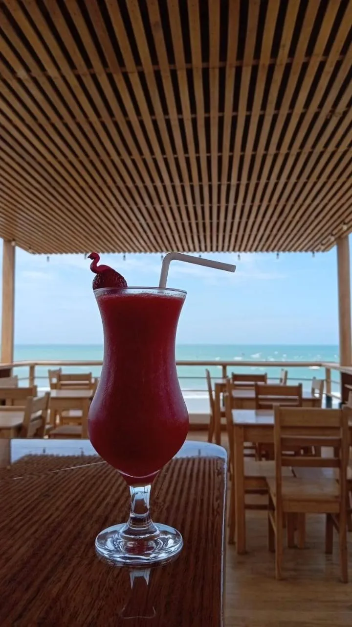 Restaurant/places to eat in PUNTA VELEROS ROOFTOP