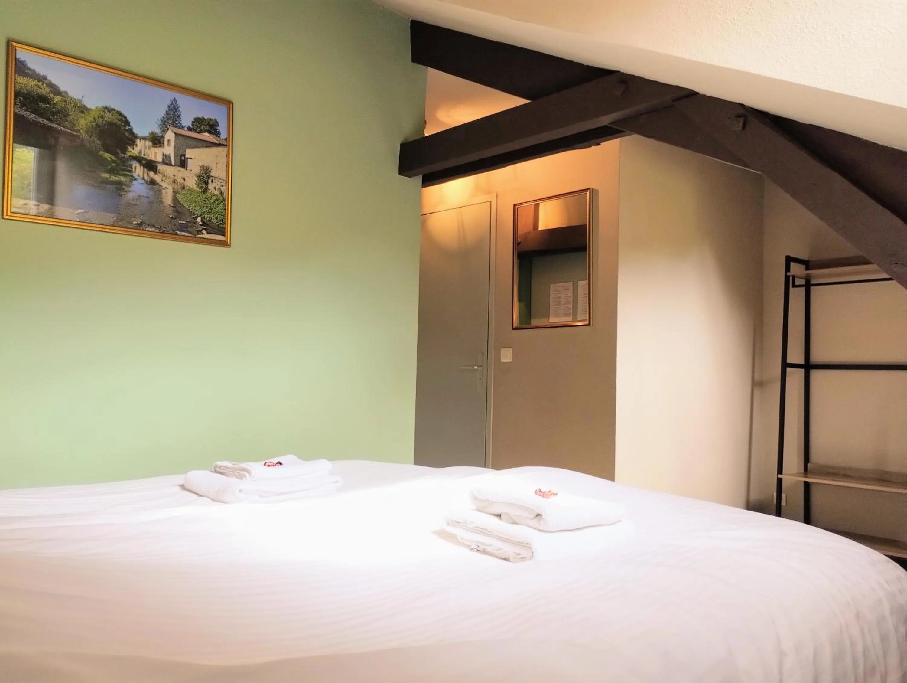 Bed in Hotel Rêve de la Vallée