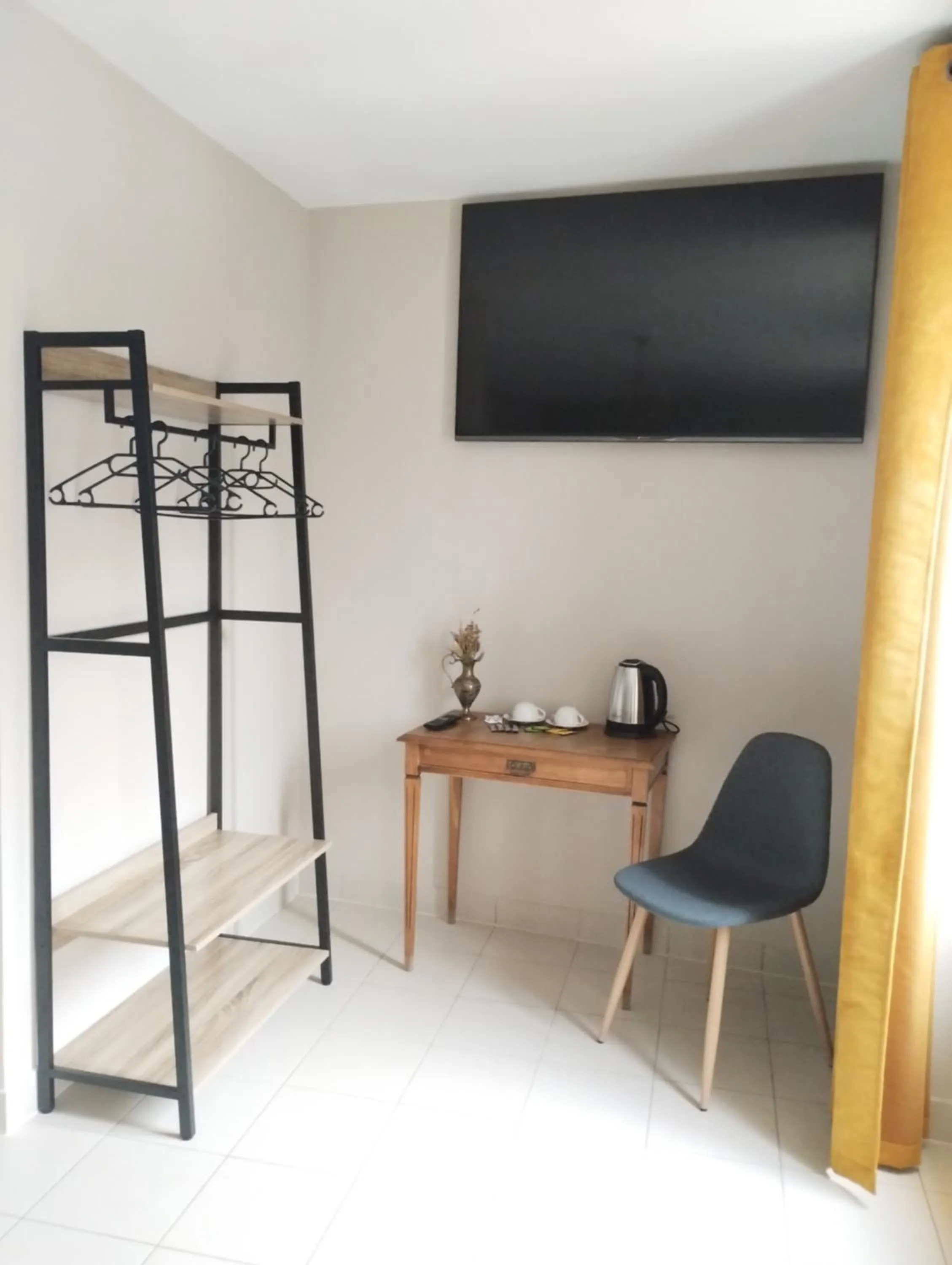 TV and multimedia in Hotel Rêve de la Vallée