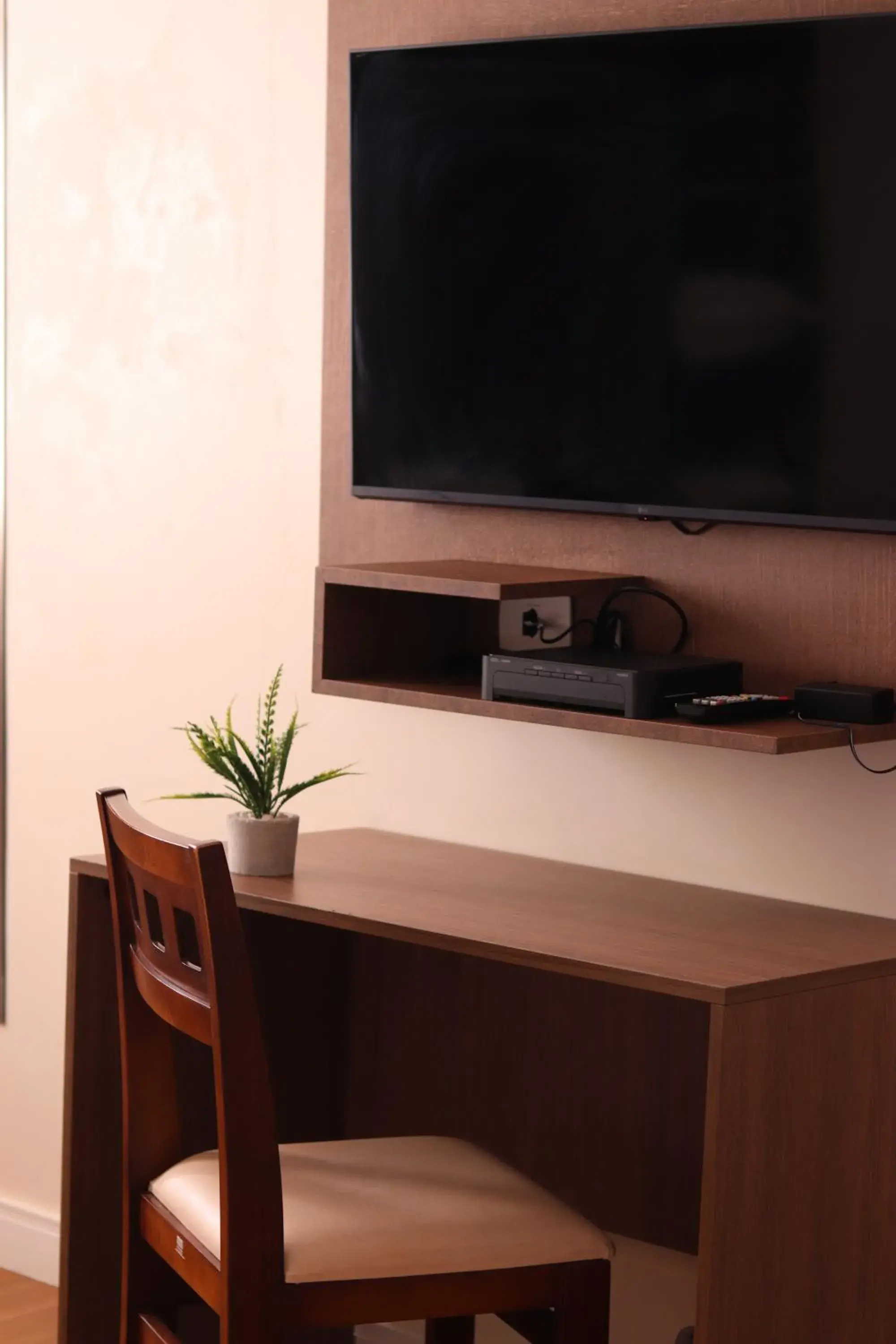 Double Room with 1 Double Bed in Vida Plaza Hotel Double Room with 1 Double Bed in Vida Plaza Hotel