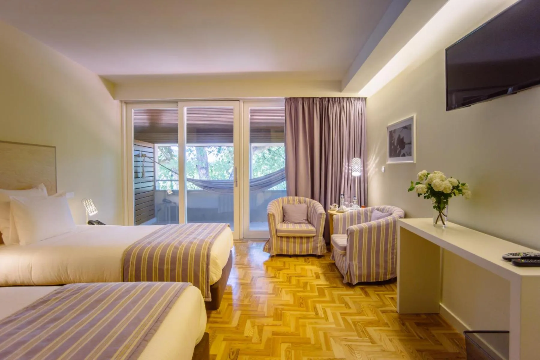 Balcony/Terrace, Bed in Hotel Rural Misarela