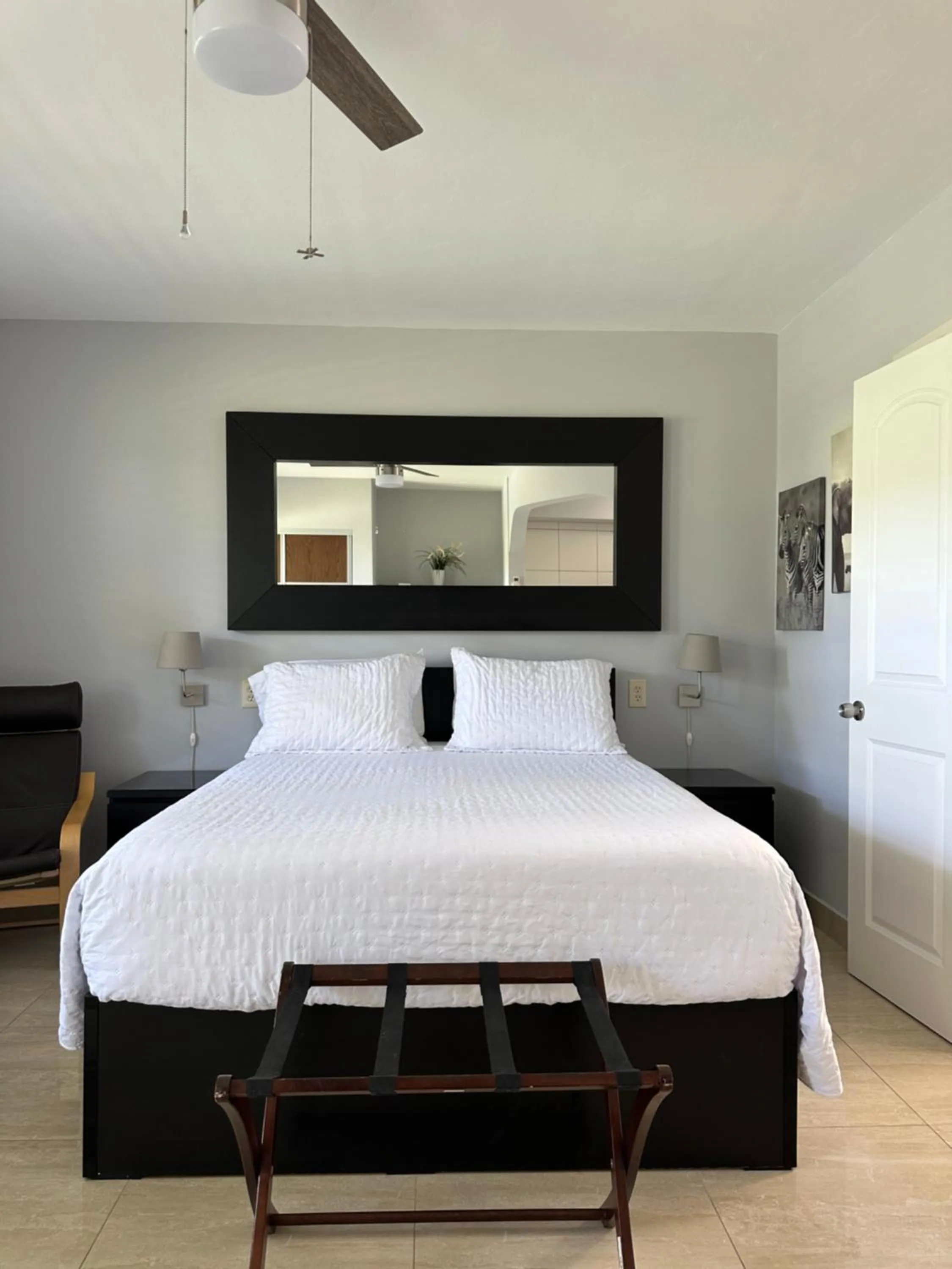 View (from property/room), Bed in White Horse Motel