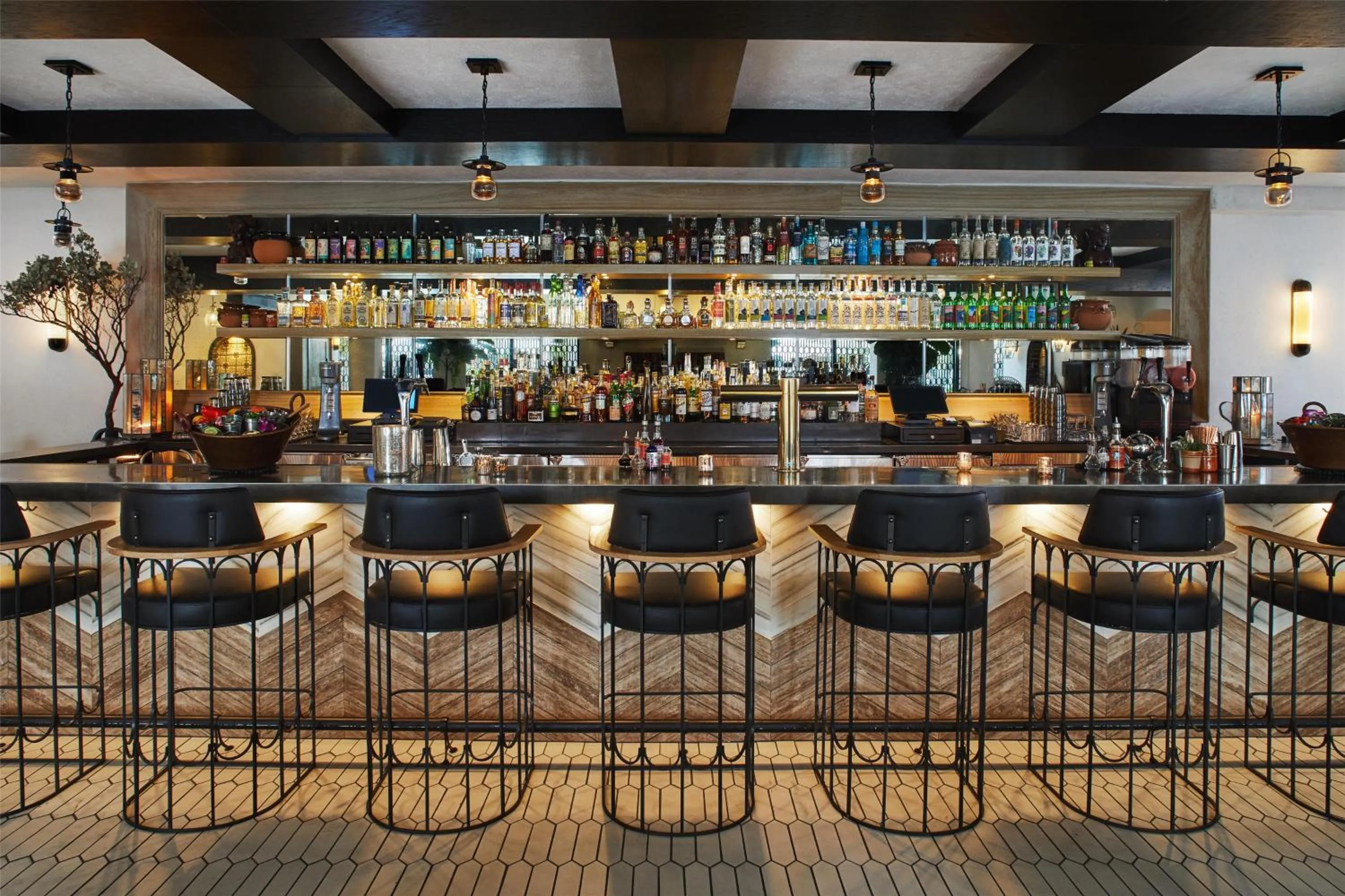 Restaurant/places to eat in Hotel Figueroa, Unbound Collection by Hyatt