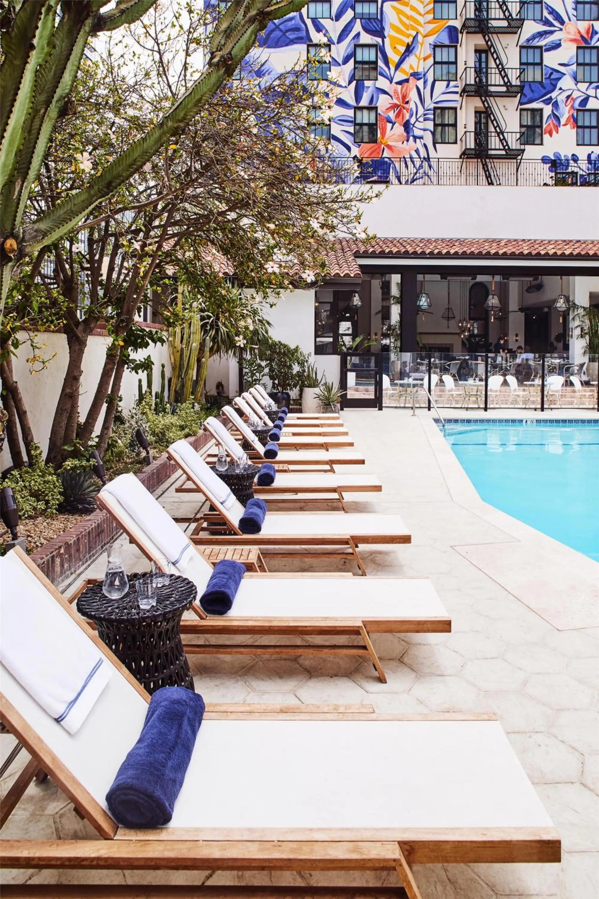 Swimming pool in Hotel Figueroa, Unbound Collection by Hyatt