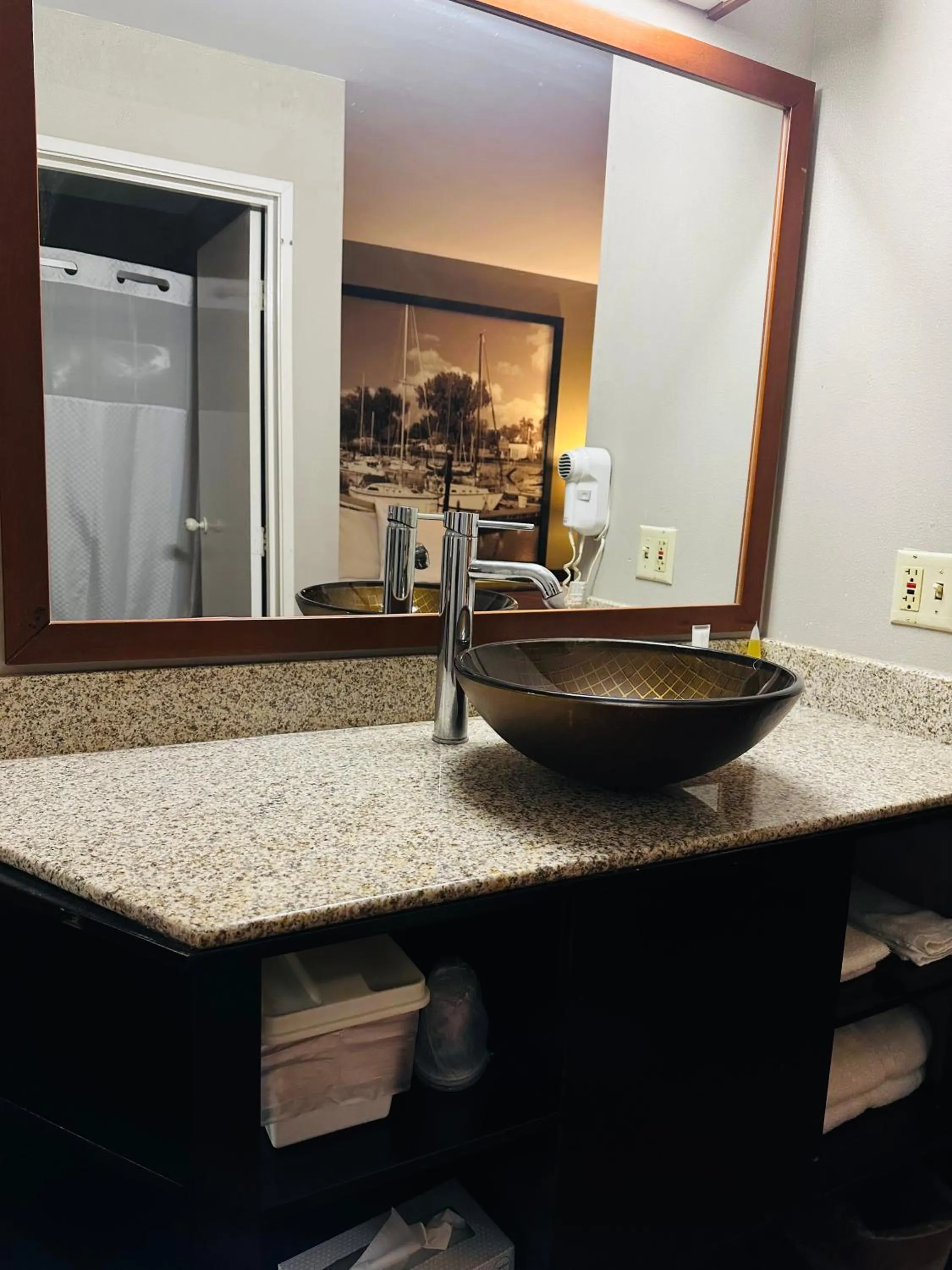 Super 8 by Wyndham Delavan Near Lake Geneva