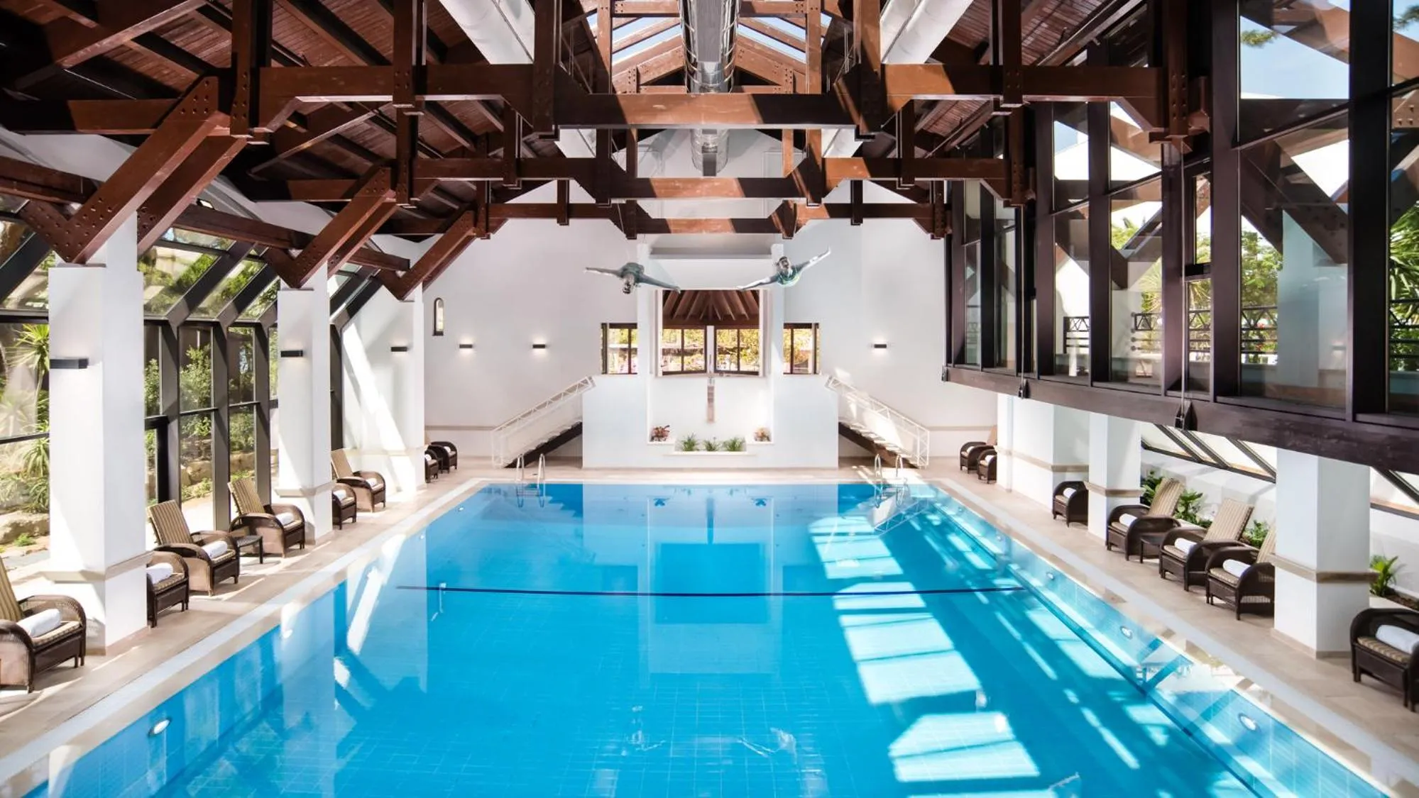 Swimming pool in Pine Cliffs Suites