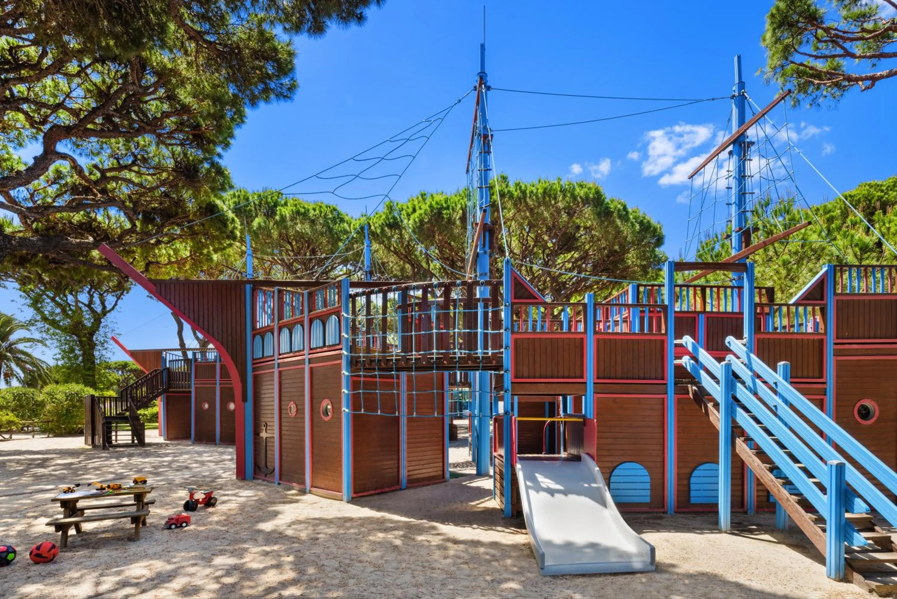 Kids's club in Pine Cliffs Suites