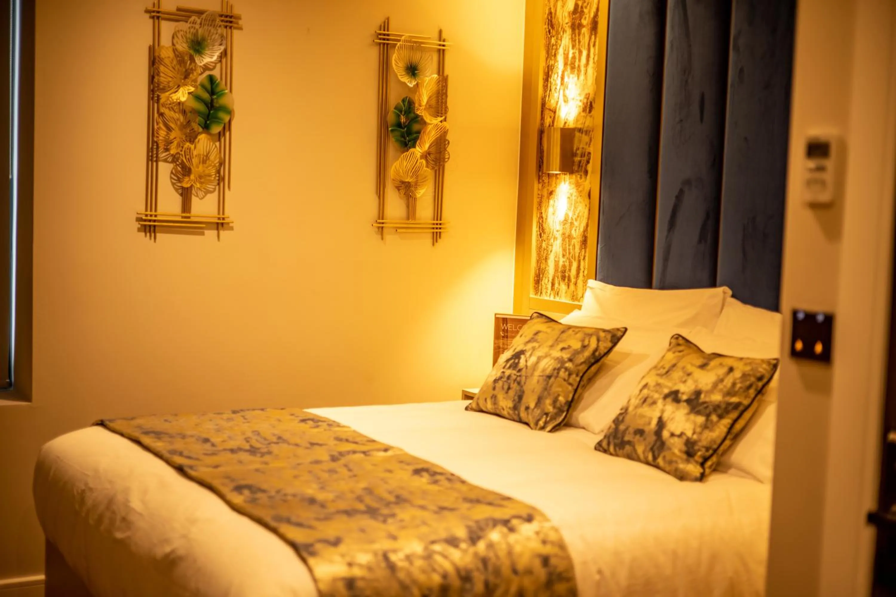 Bed in Hotel Holloway