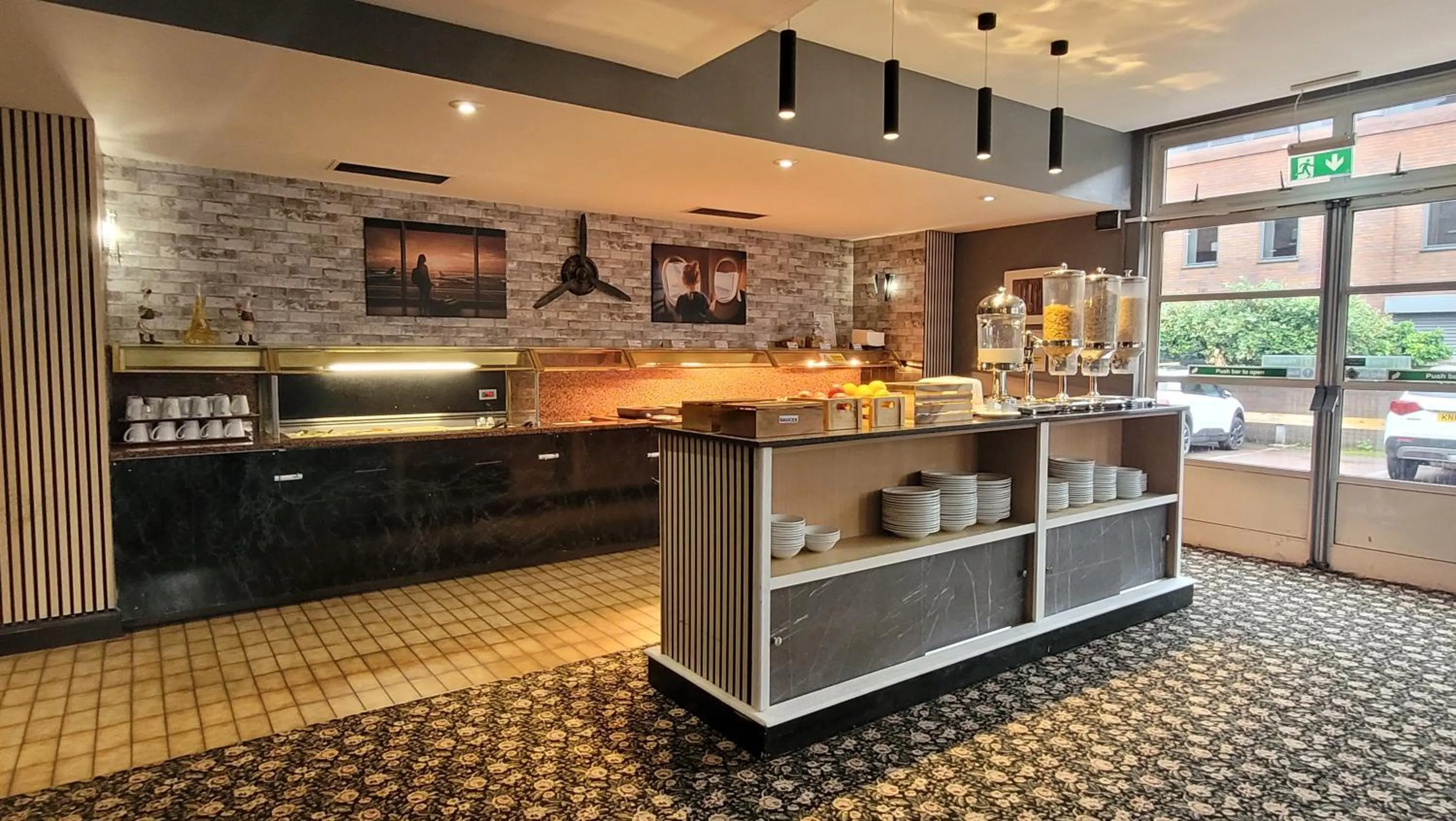 Breakfast in Airport Hotel Manchester