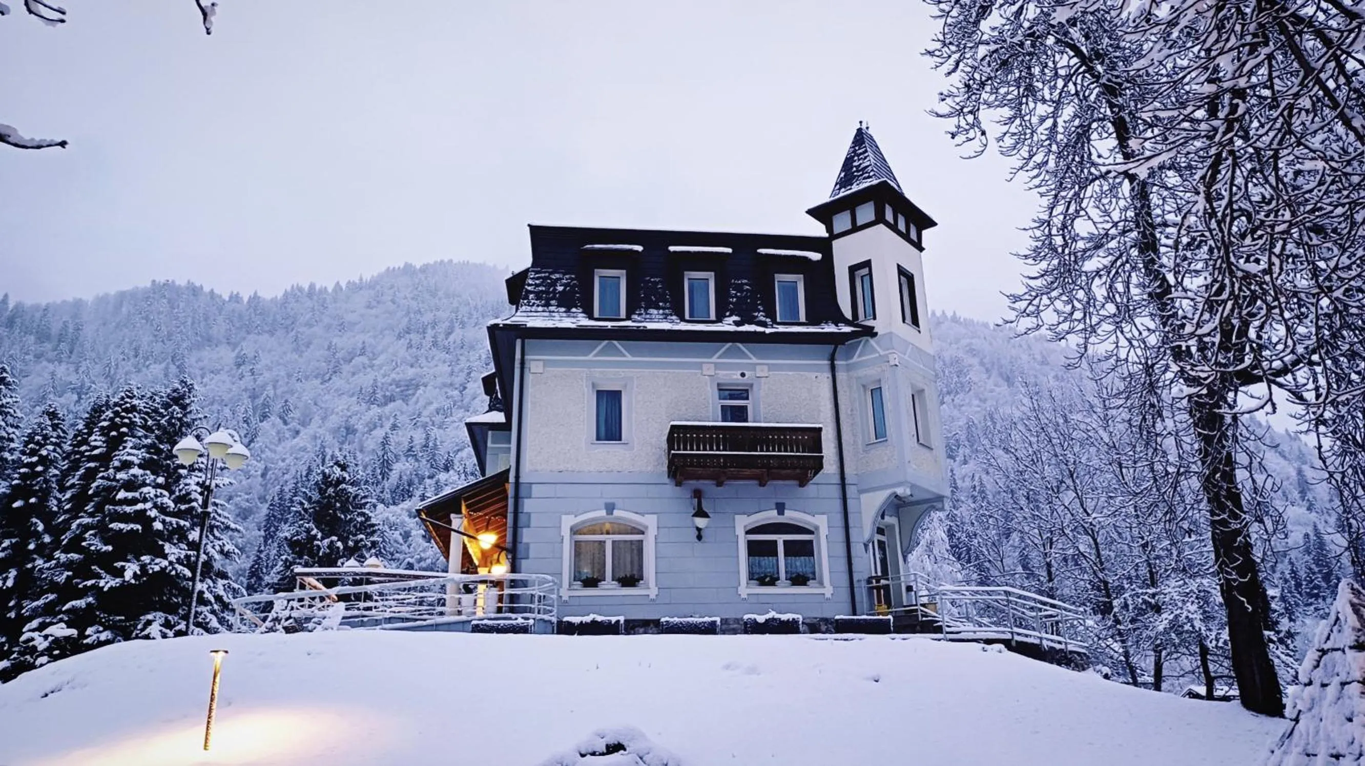 Property building in Hotel Saisera