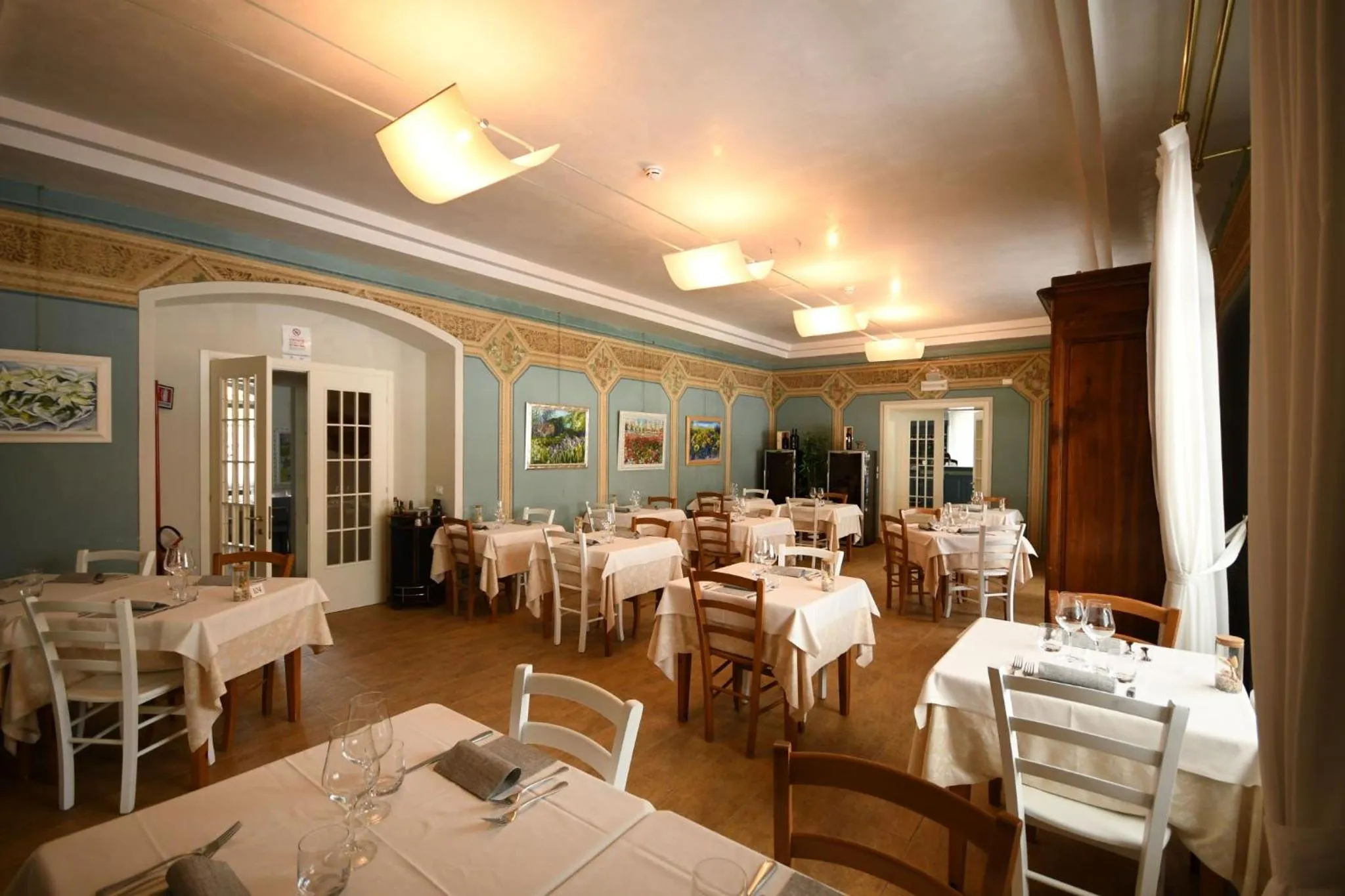 Restaurant/places to eat in Hotel Saisera