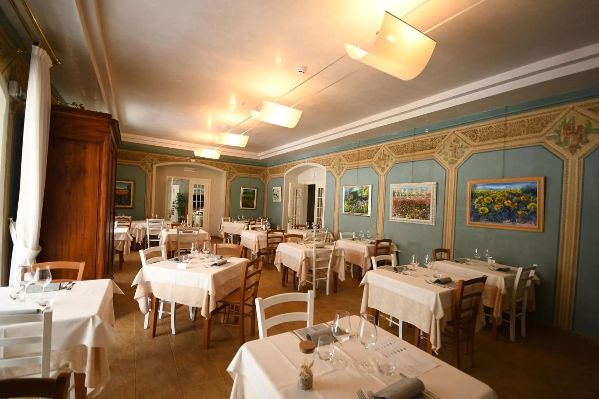 Restaurant/places to eat in Hotel Saisera