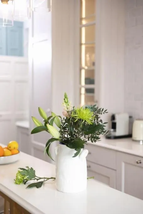 Luxury Waterfront House