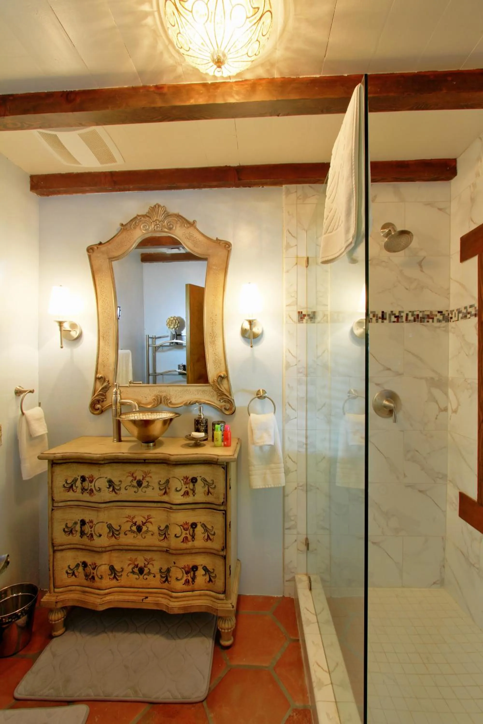 Shower in Vineyard Hacienda