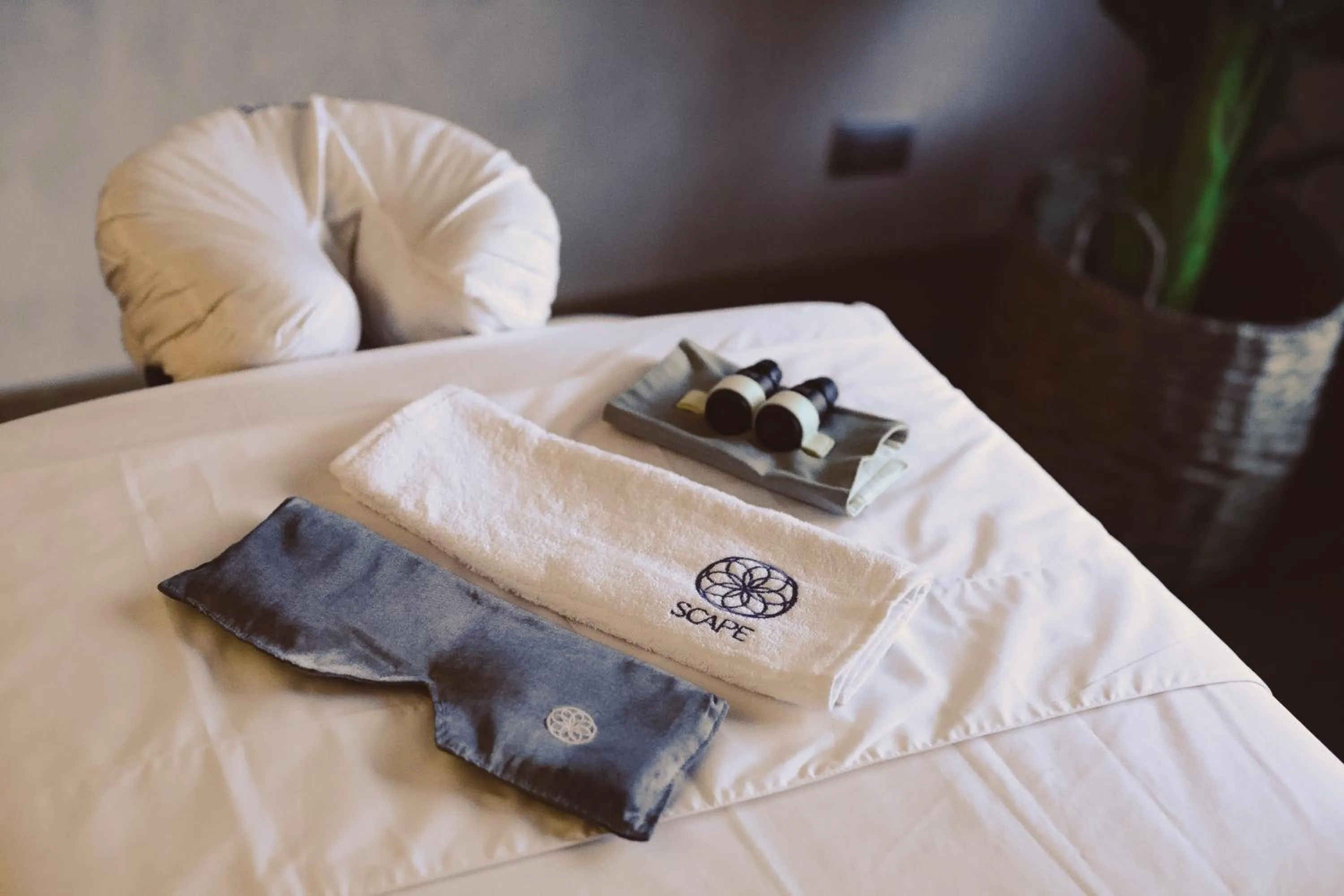 Spa and wellness centre/facilities, Bed in DoubleTree by Hilton Santiago - Vitacura