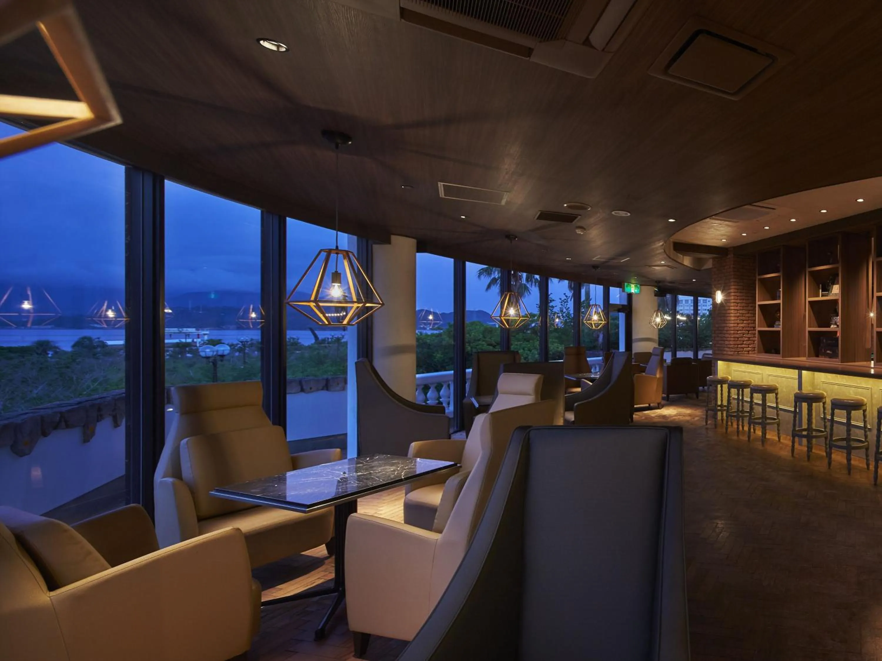 Lounge or bar in i + Land Nagasaki