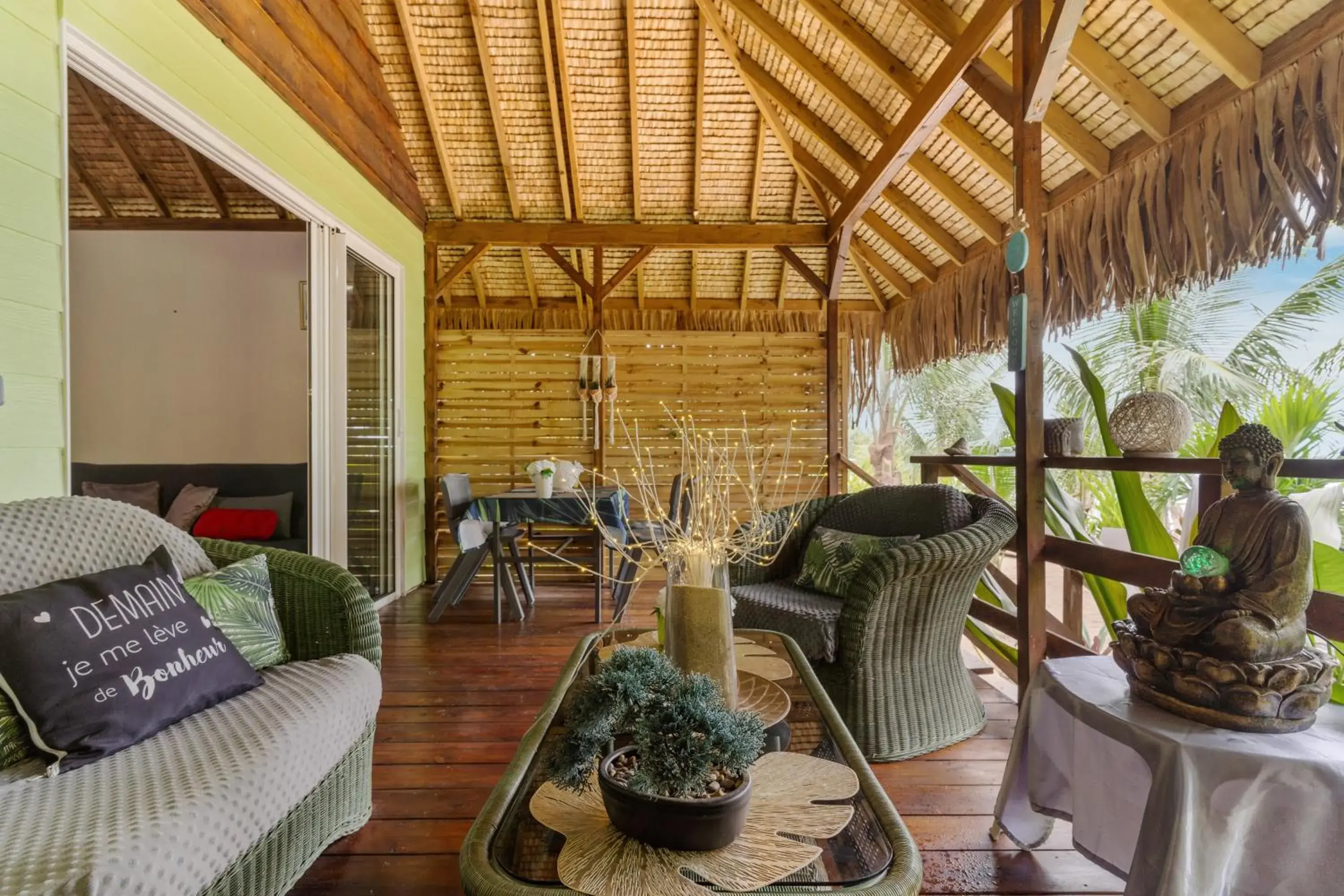 Apartment with Sea View in Fare Oaoa Haapiti Apartment with Sea View in Fare Oaoa Haapiti